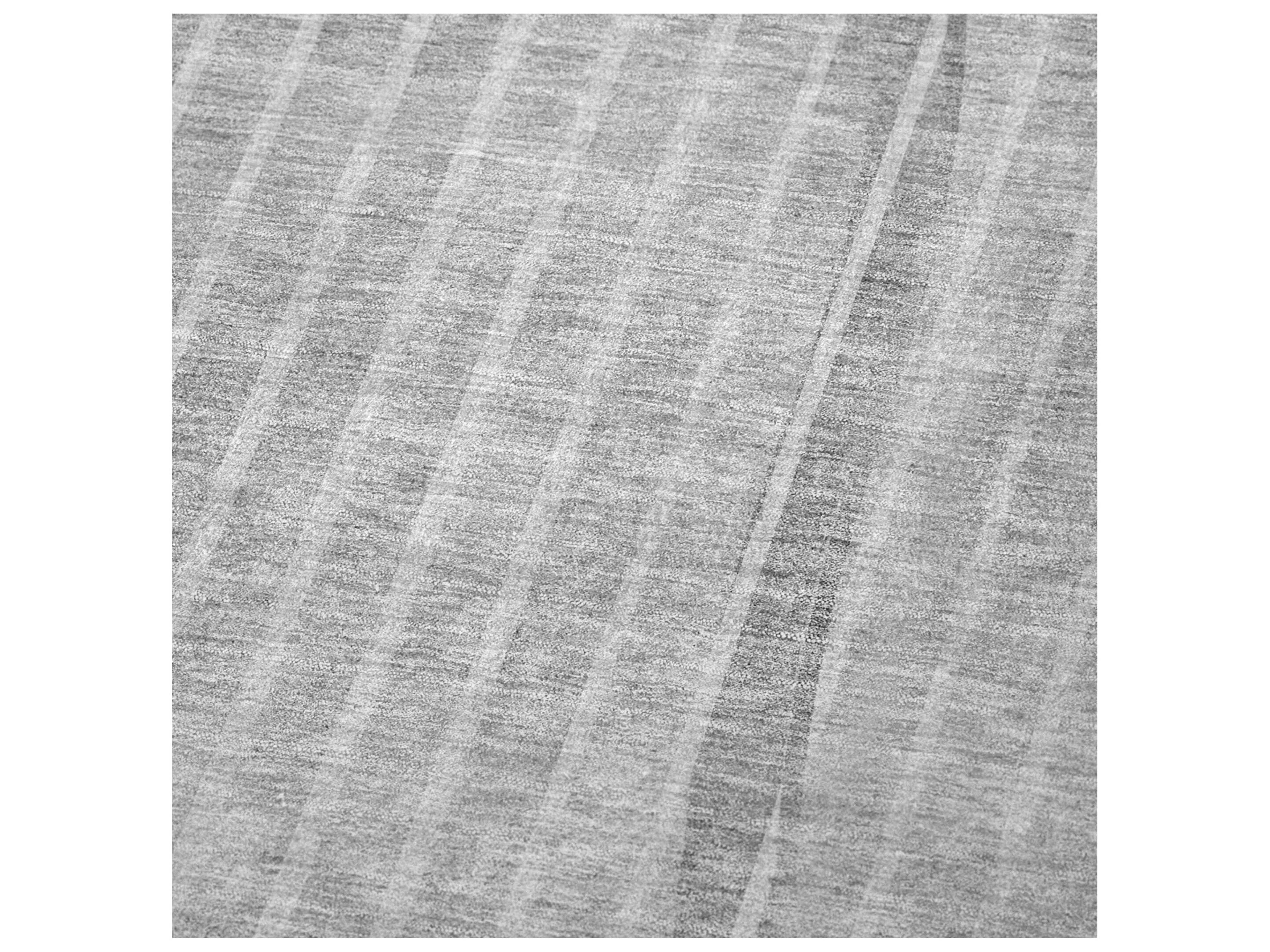 Dalyn Sherpa Gray Polyester Throw