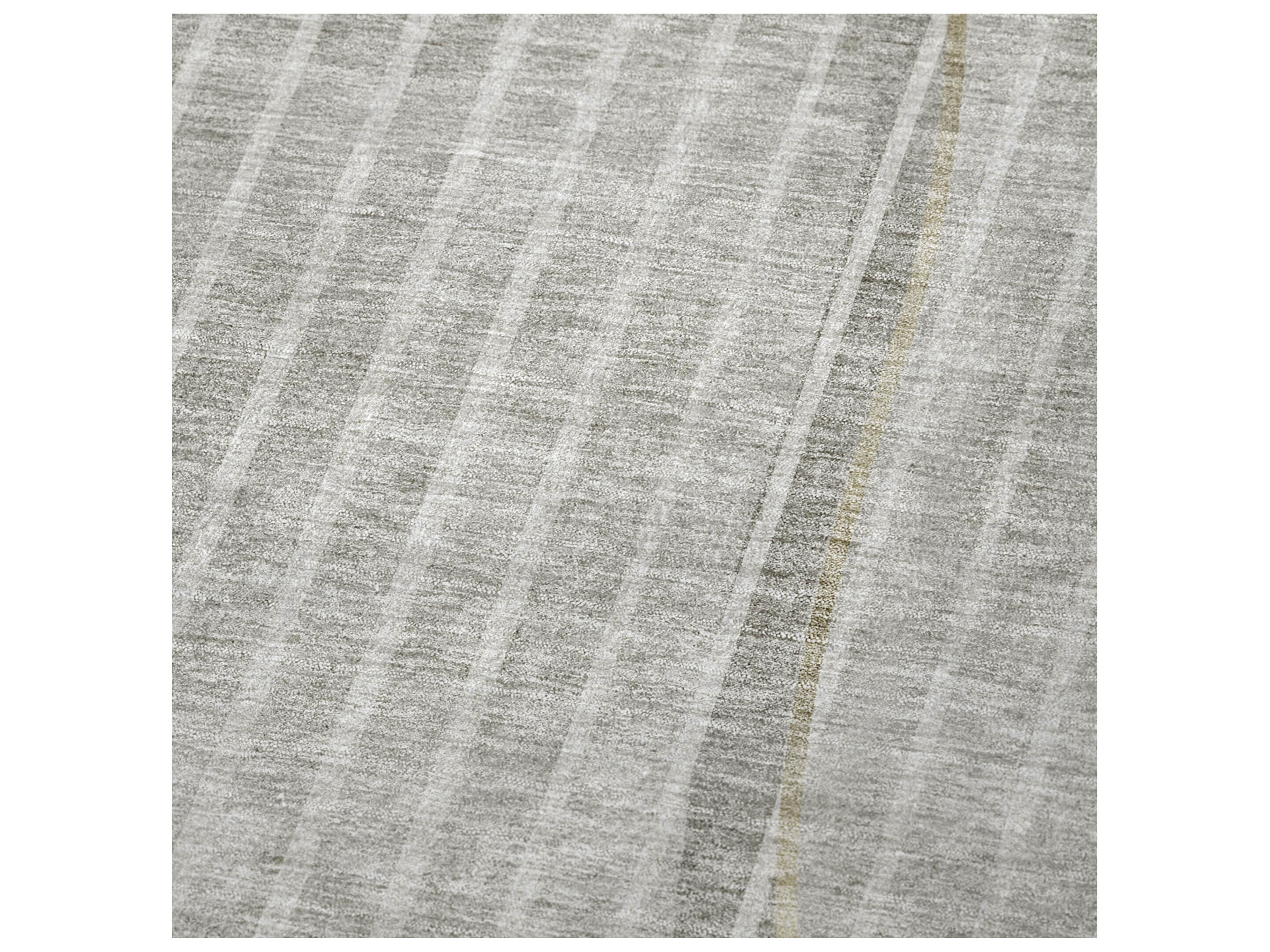 Dalyn Sherpa Brown Polyester Throw