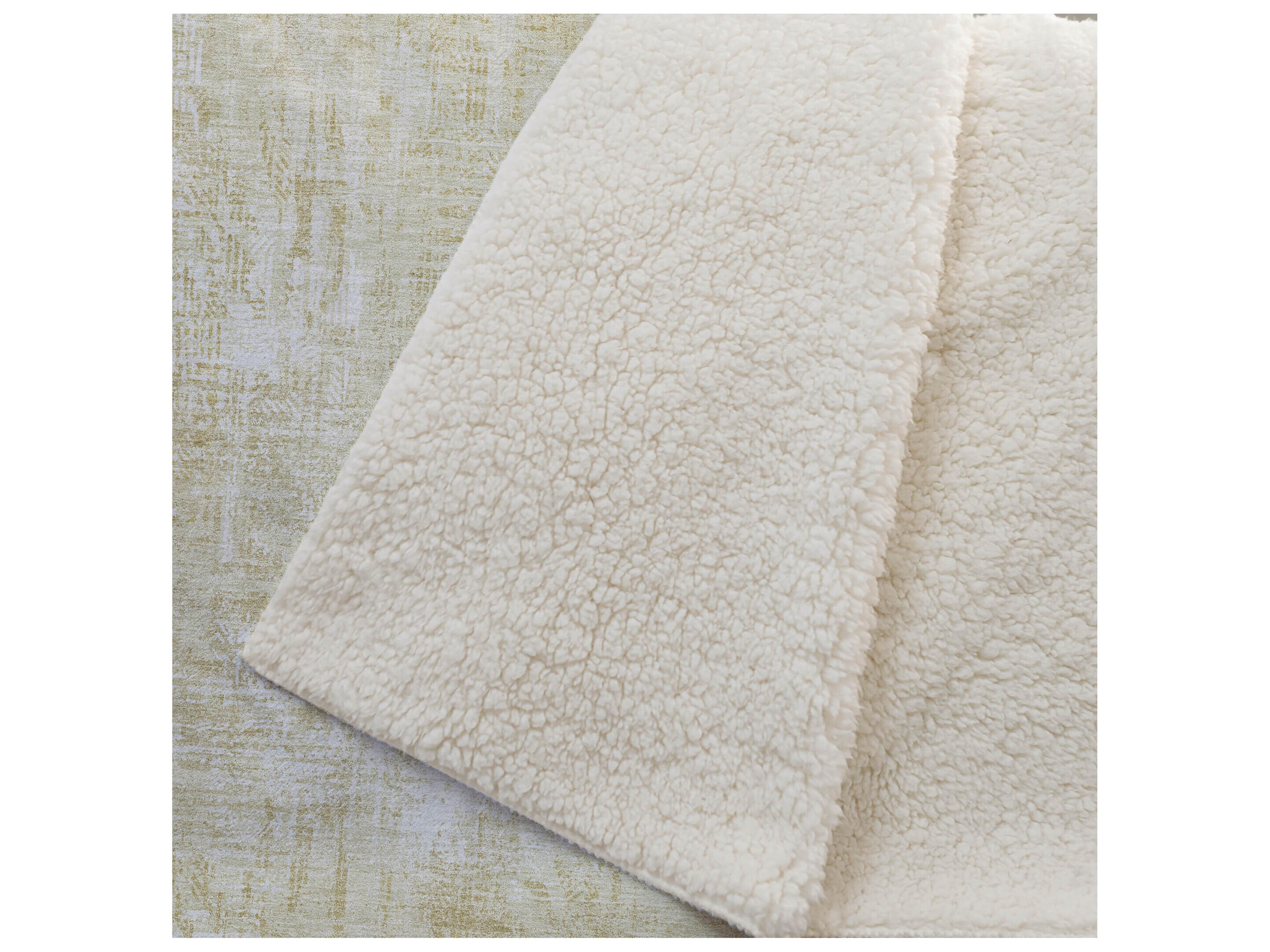 Dalyn Sherpa Brown Polyester Throw