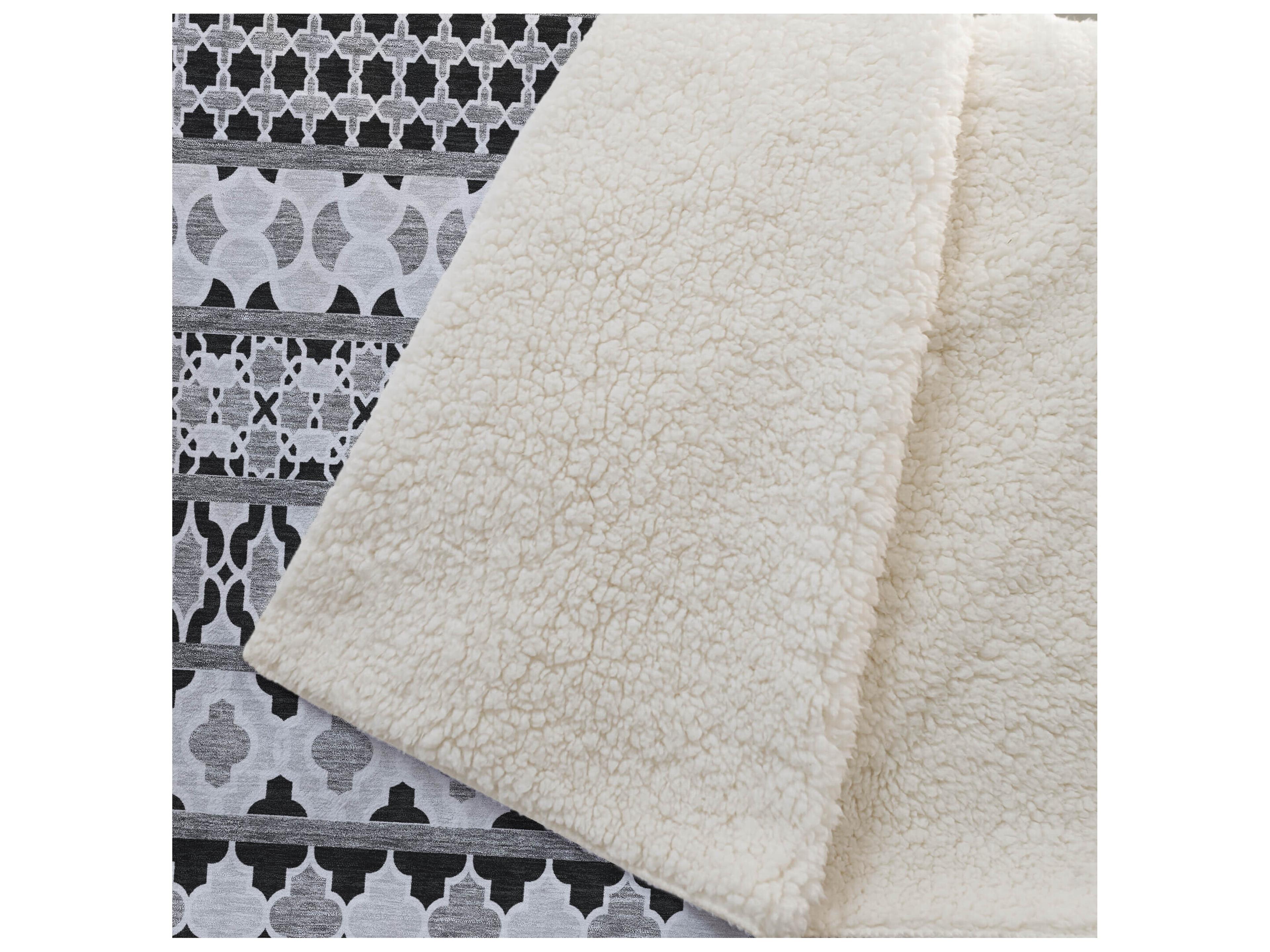 Dalyn Sherpa Black Polyester Throw