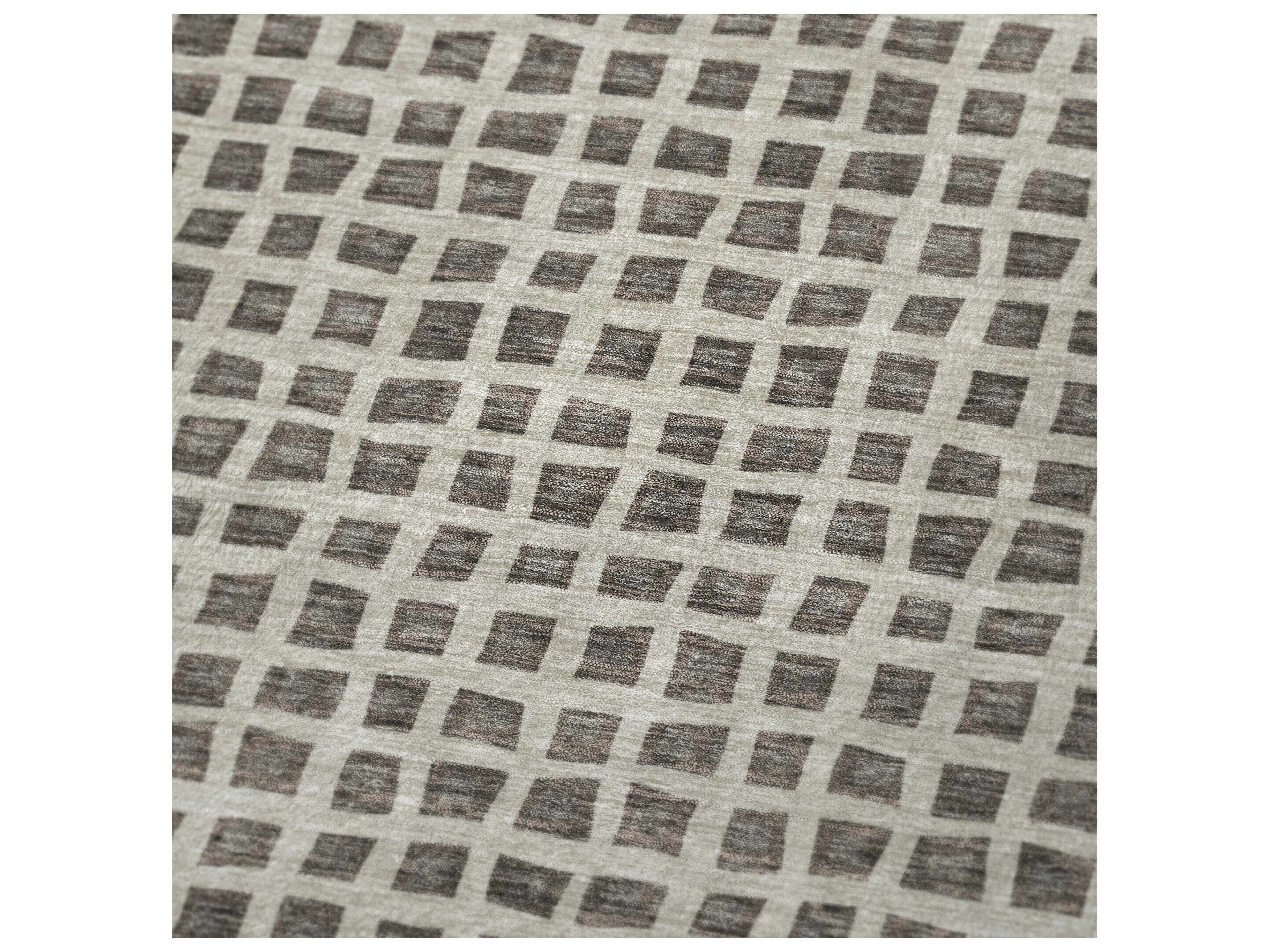 Dalyn Sherpa Brown Polyester Throw