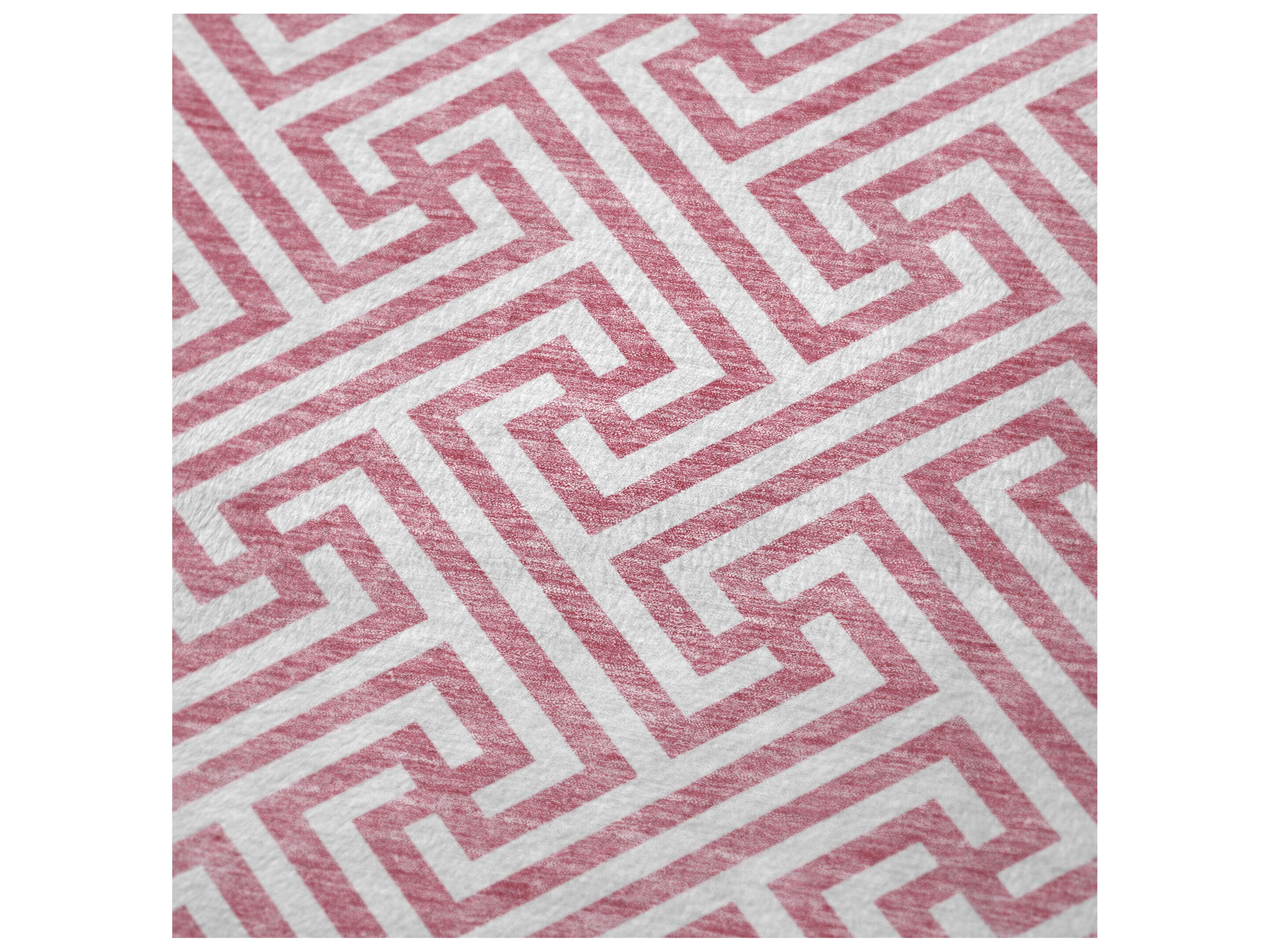 Dalyn Sherpa Pink Polyester Throw