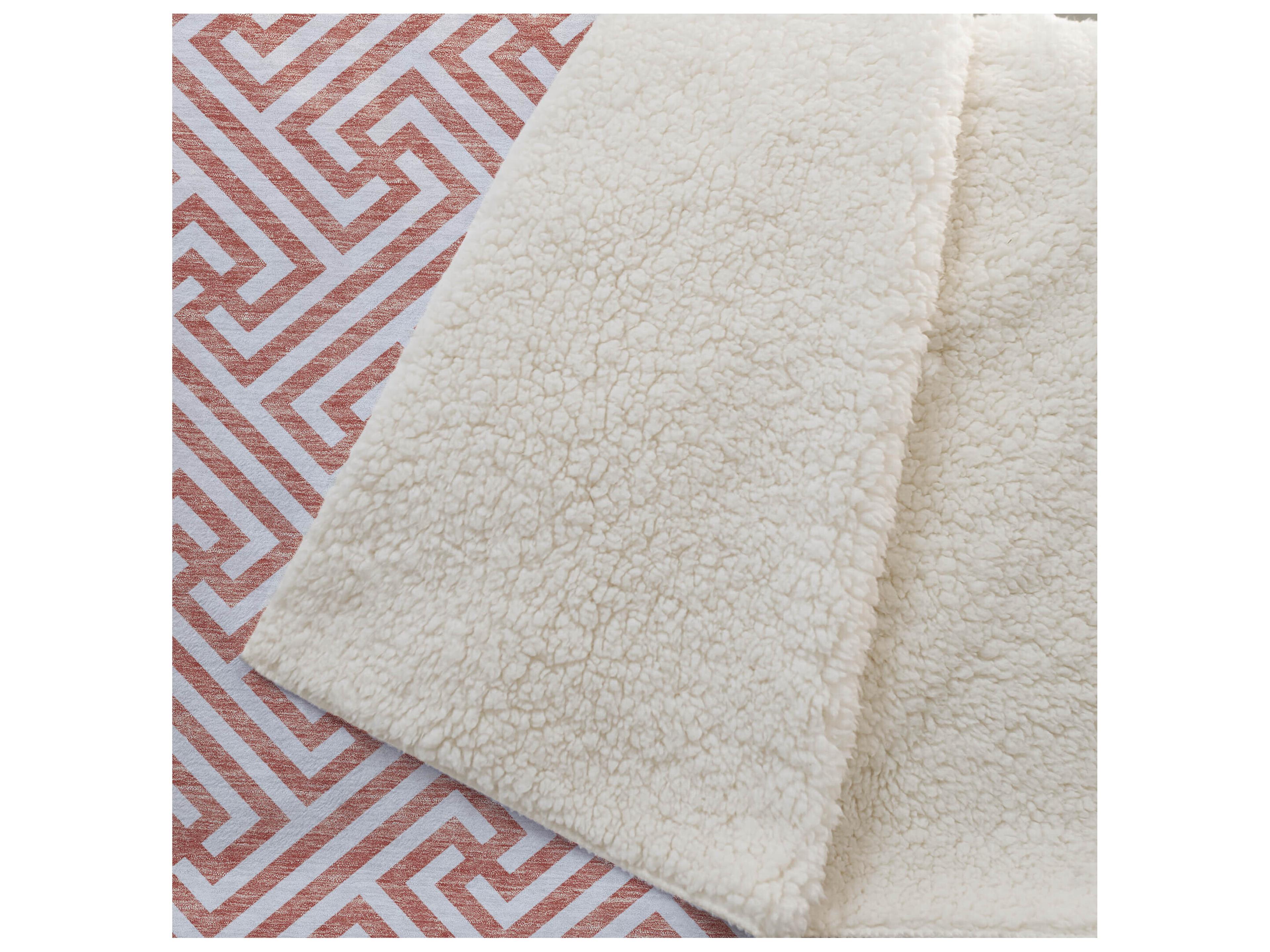 Dalyn Sherpa Orange Polyester Throw