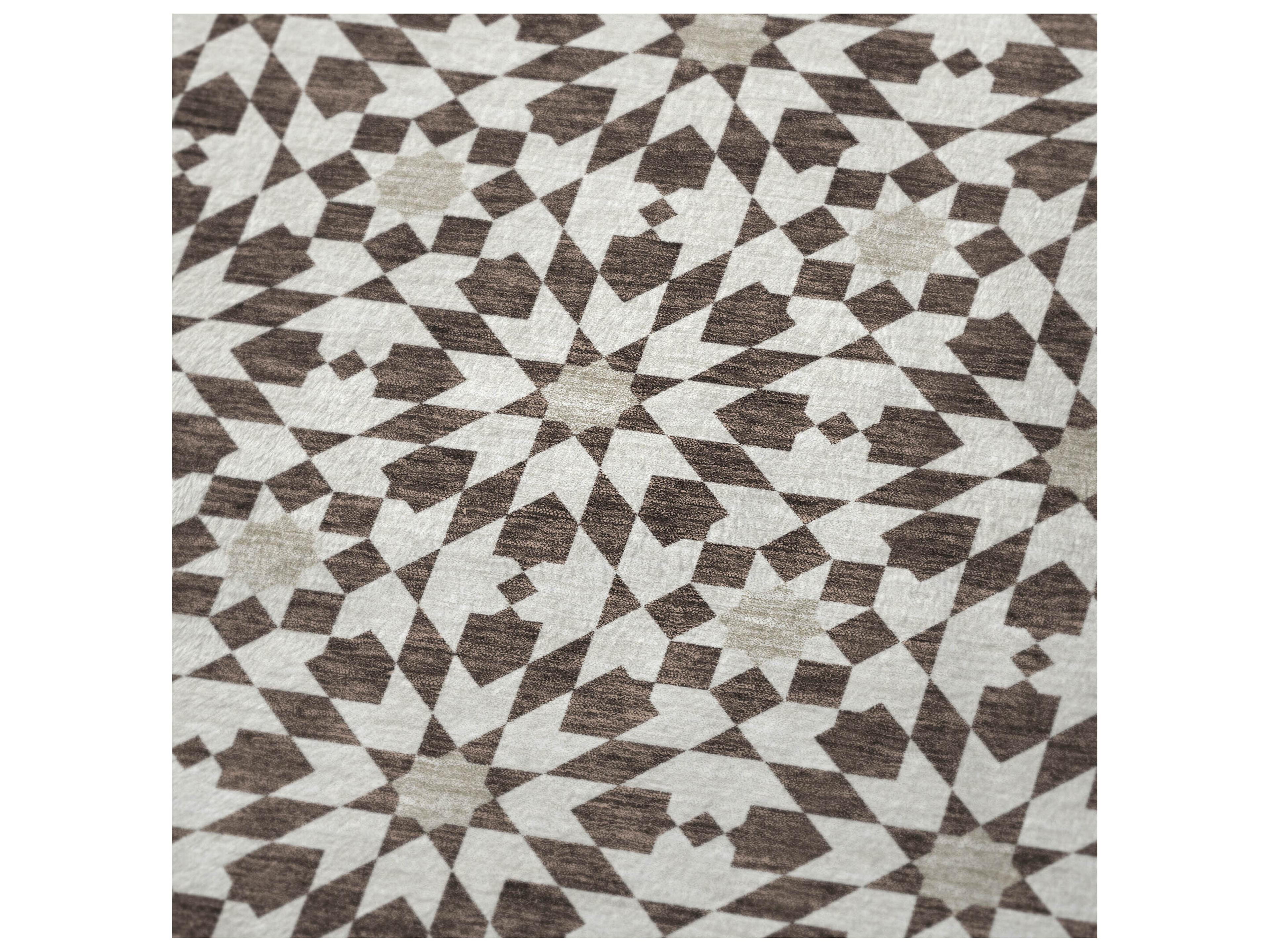 Dalyn Sherpa Brown Polyester Throw