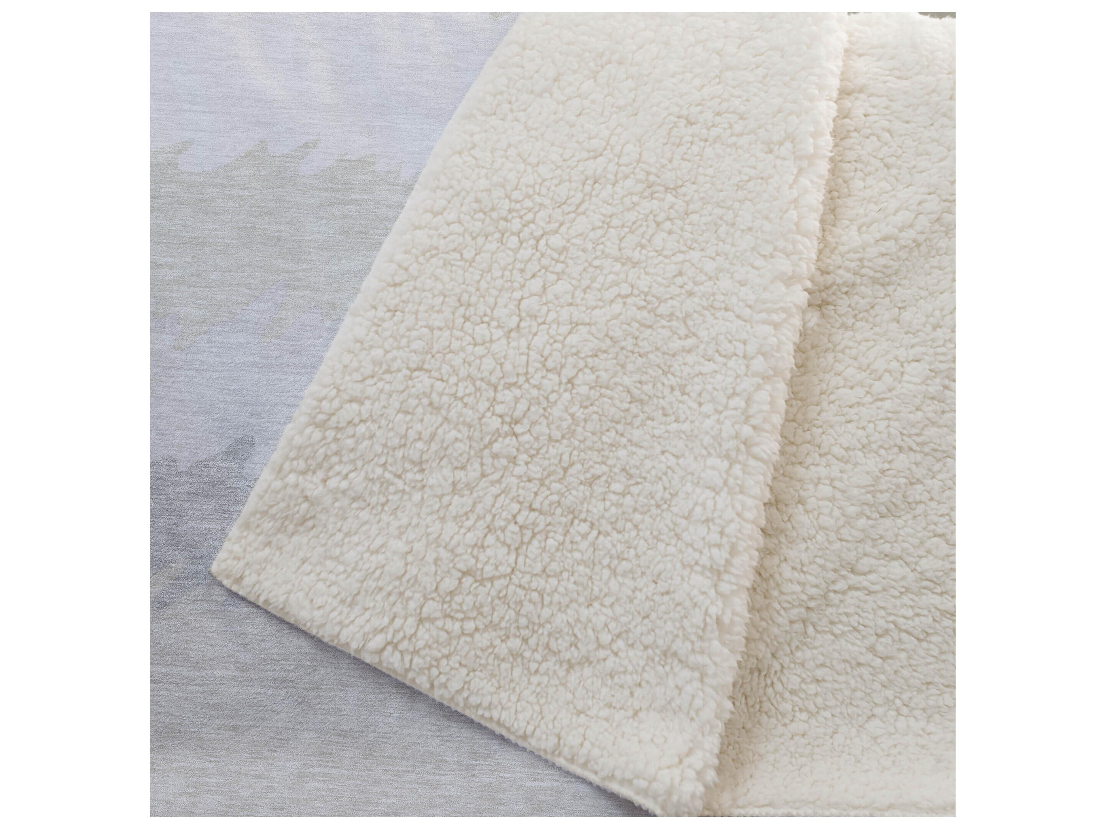 Dalyn Sherpa Ivory Polyester Throw