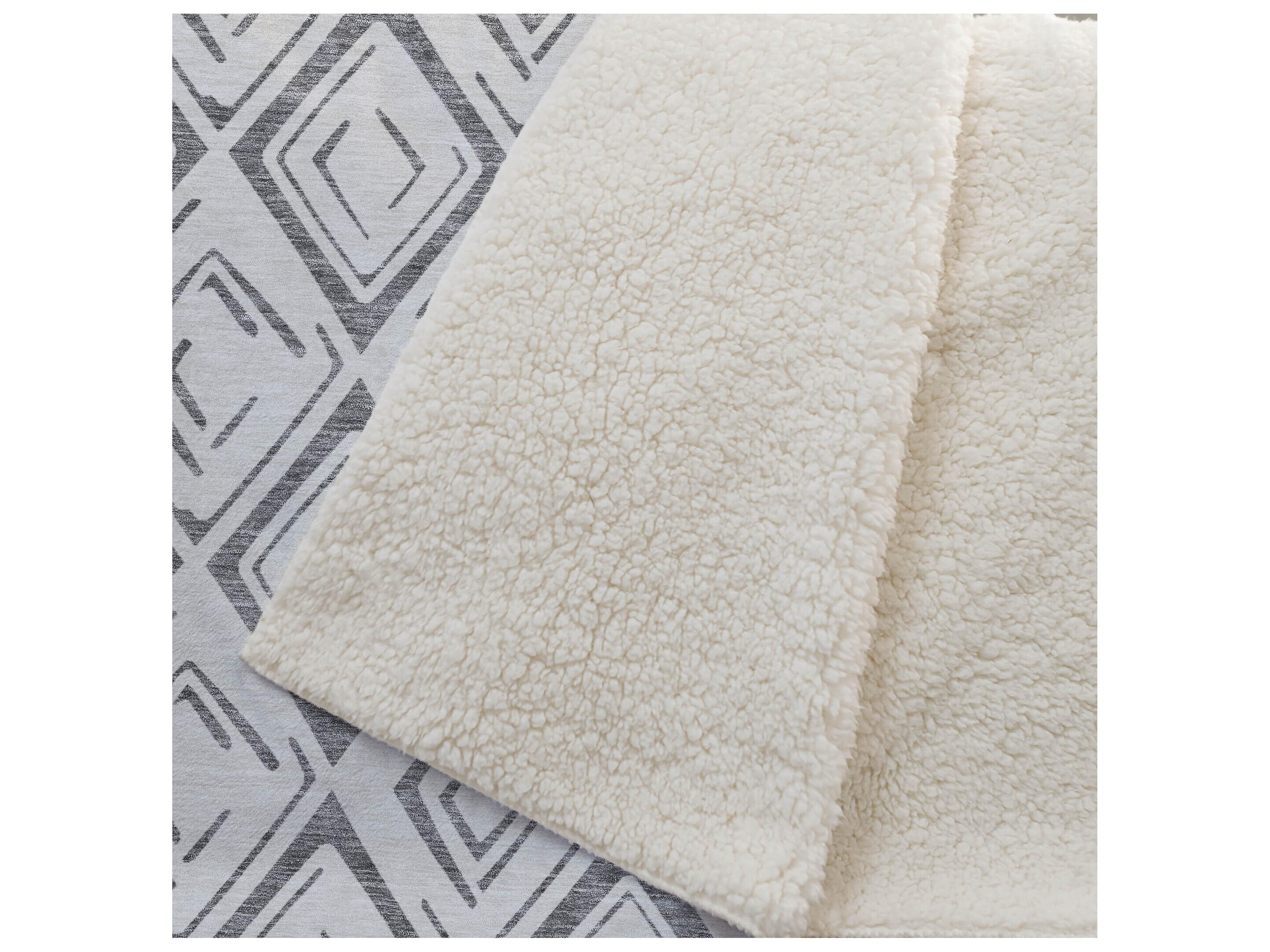 Dalyn Sherpa Gray Polyester Throw