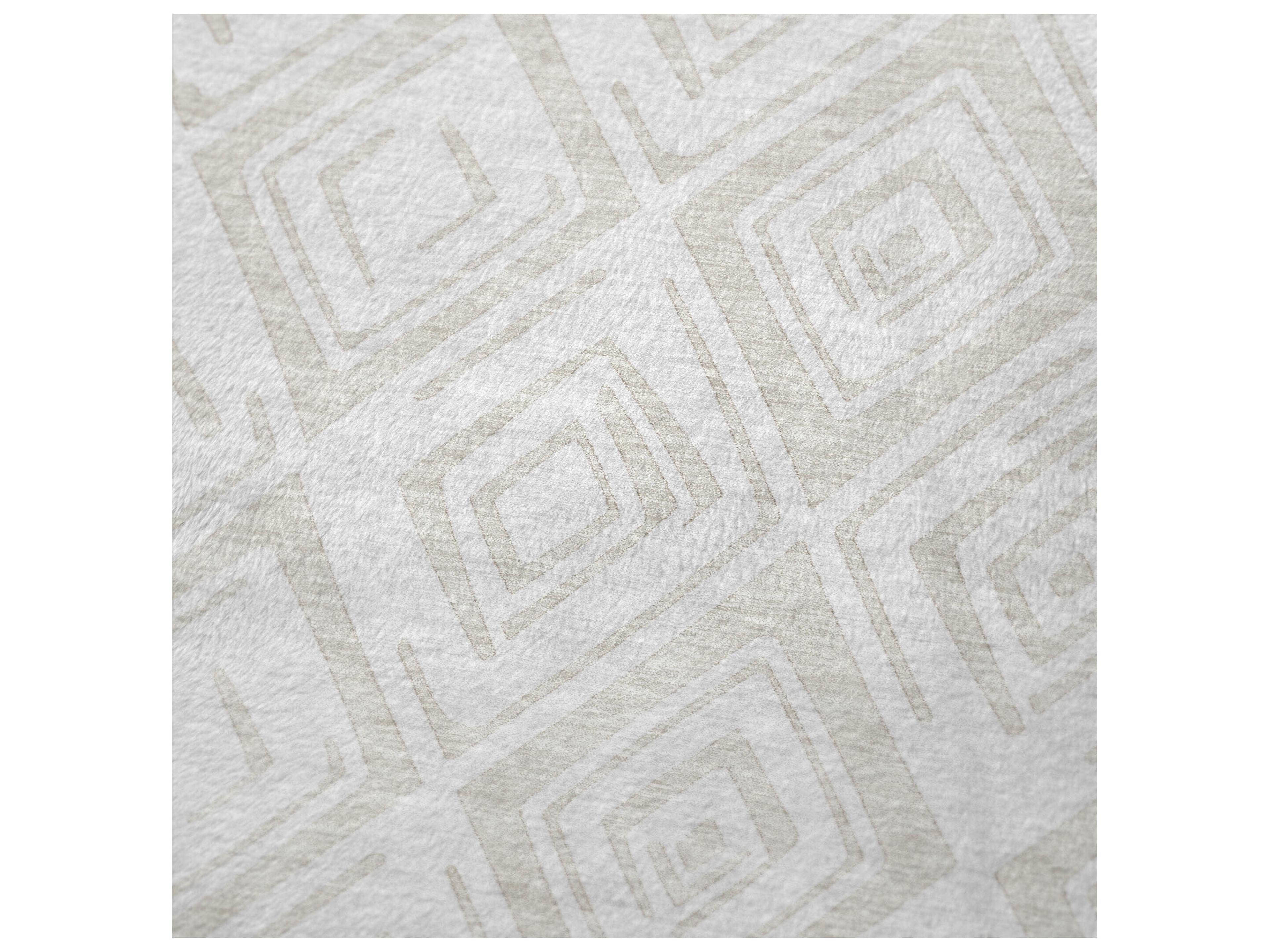 Dalyn Sherpa Ivory Polyester Throw