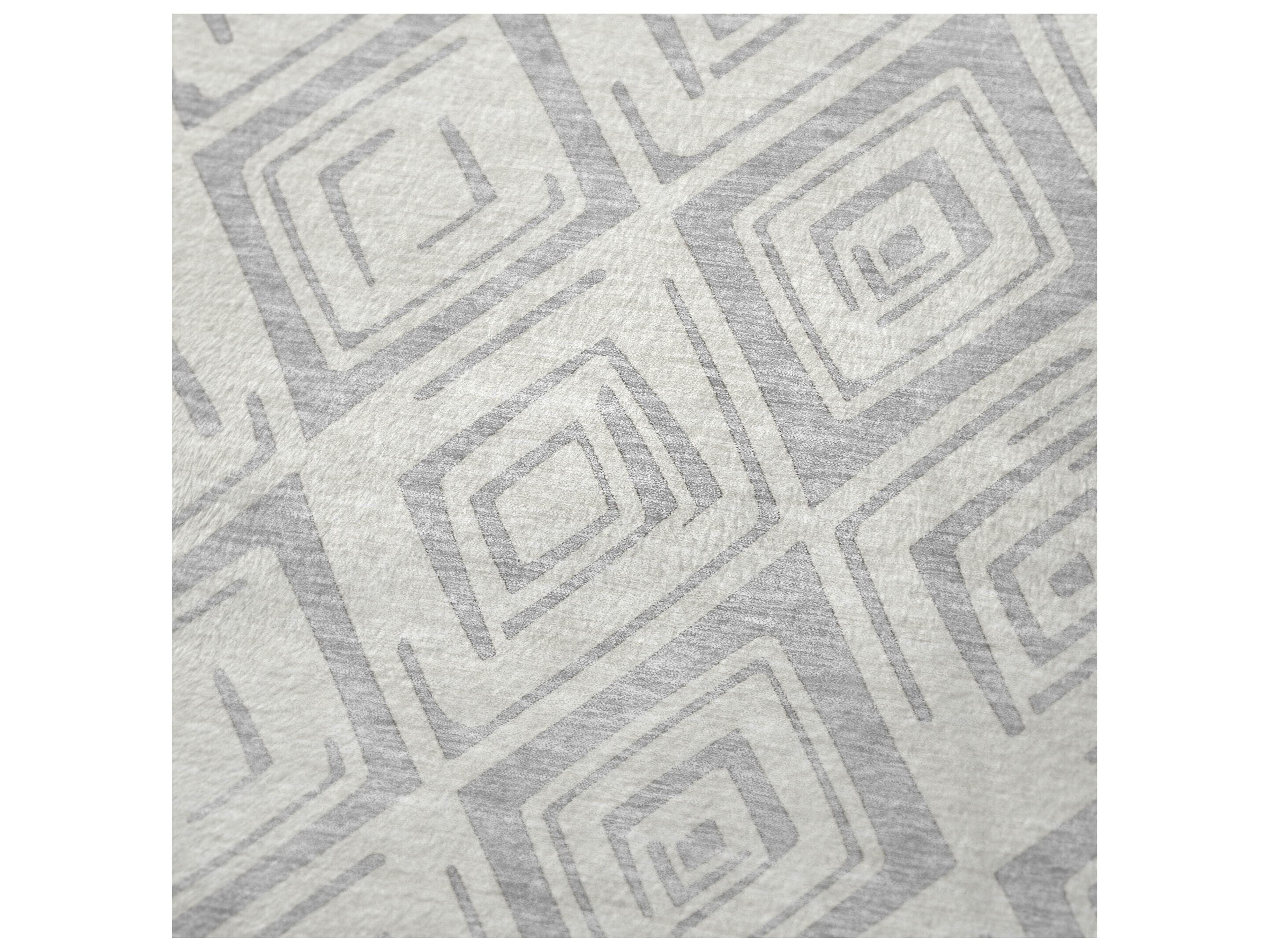 Dalyn Sherpa Gray Polyester Throw