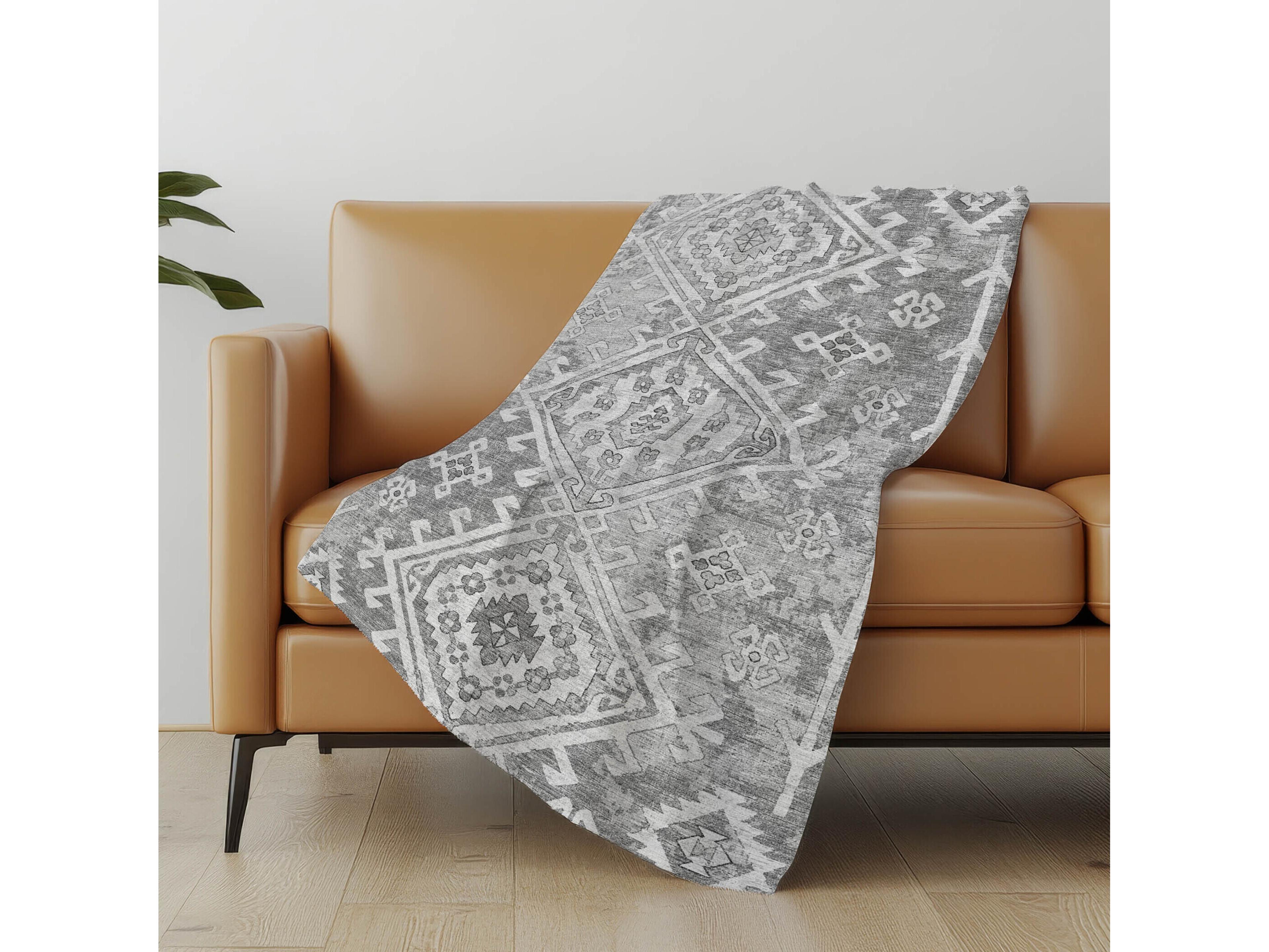 Dalyn Sherpa Gray Polyester Throw