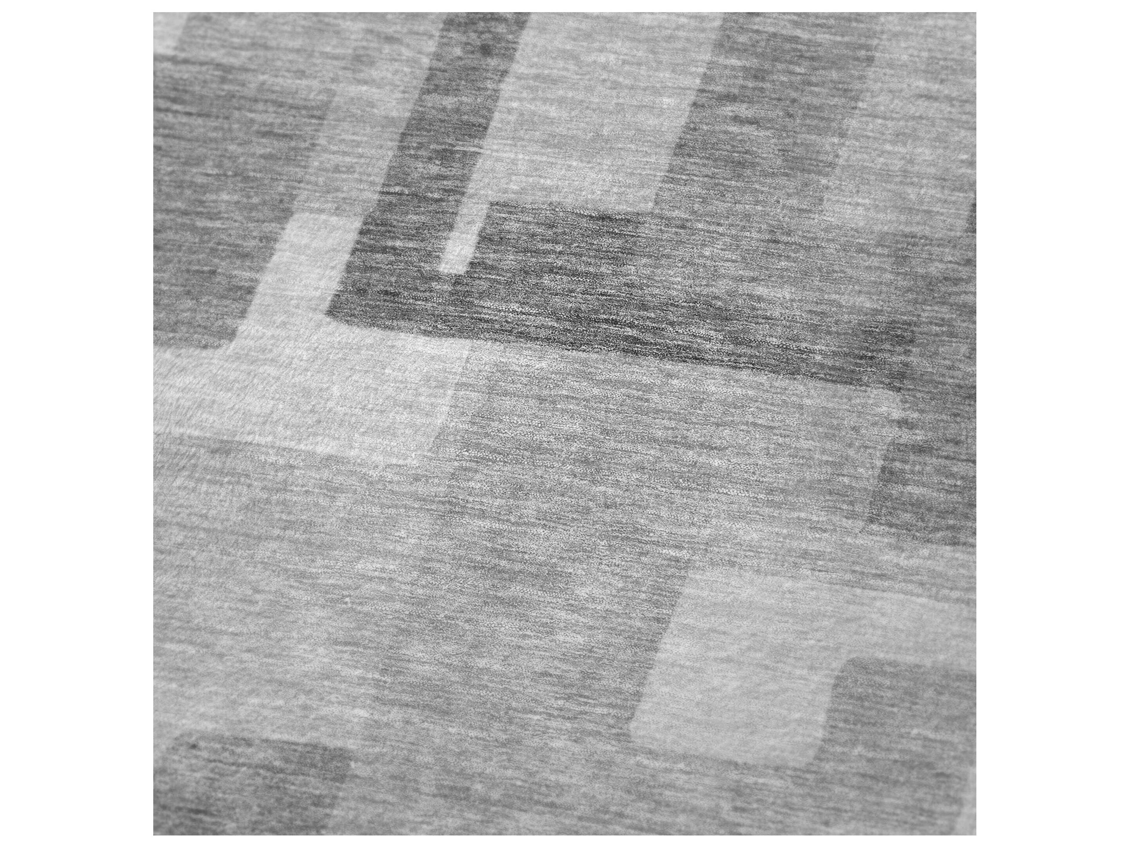 Dalyn Sherpa Gray Polyester Throw