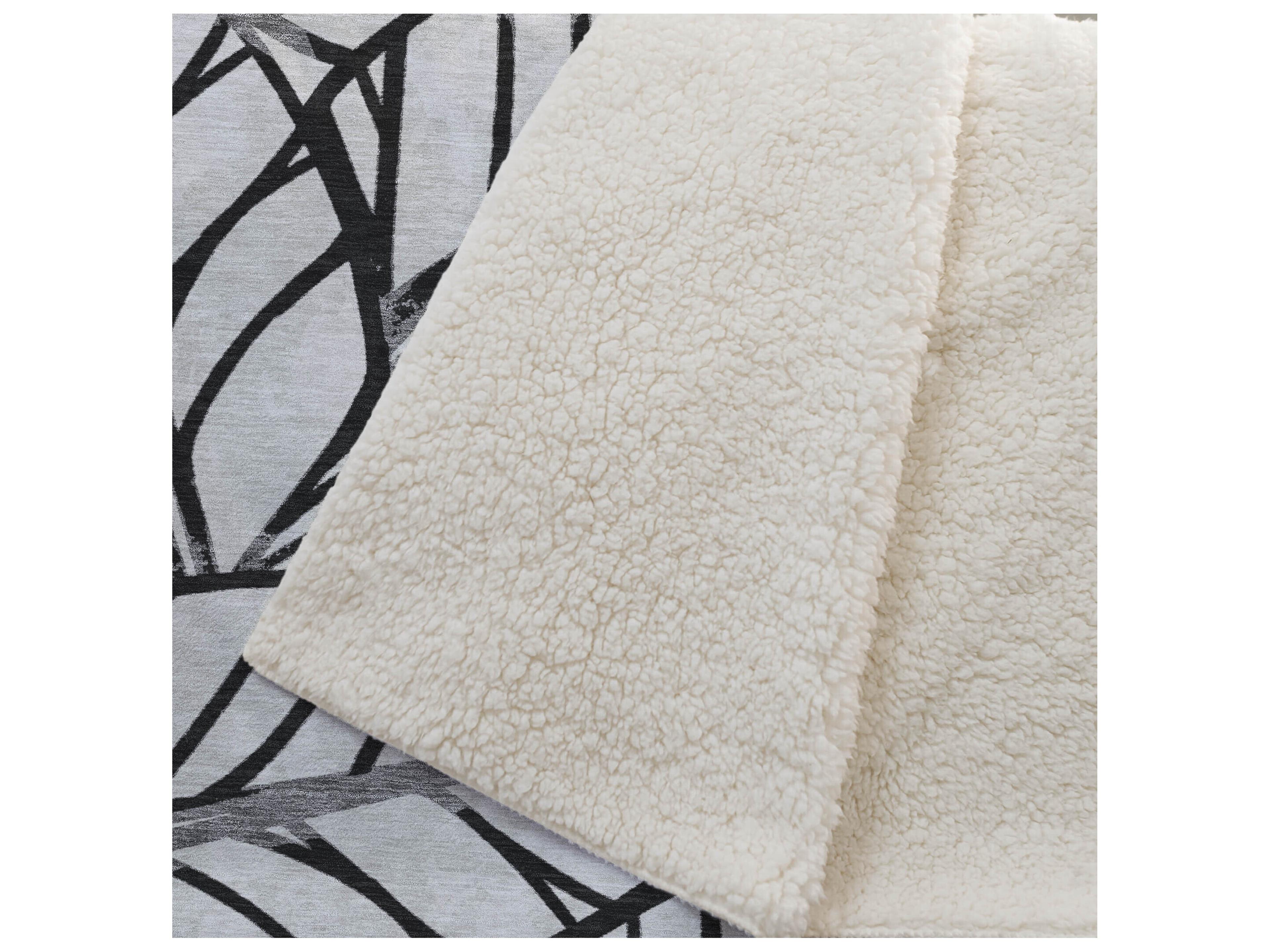 Dalyn Sherpa Black Polyester Throw