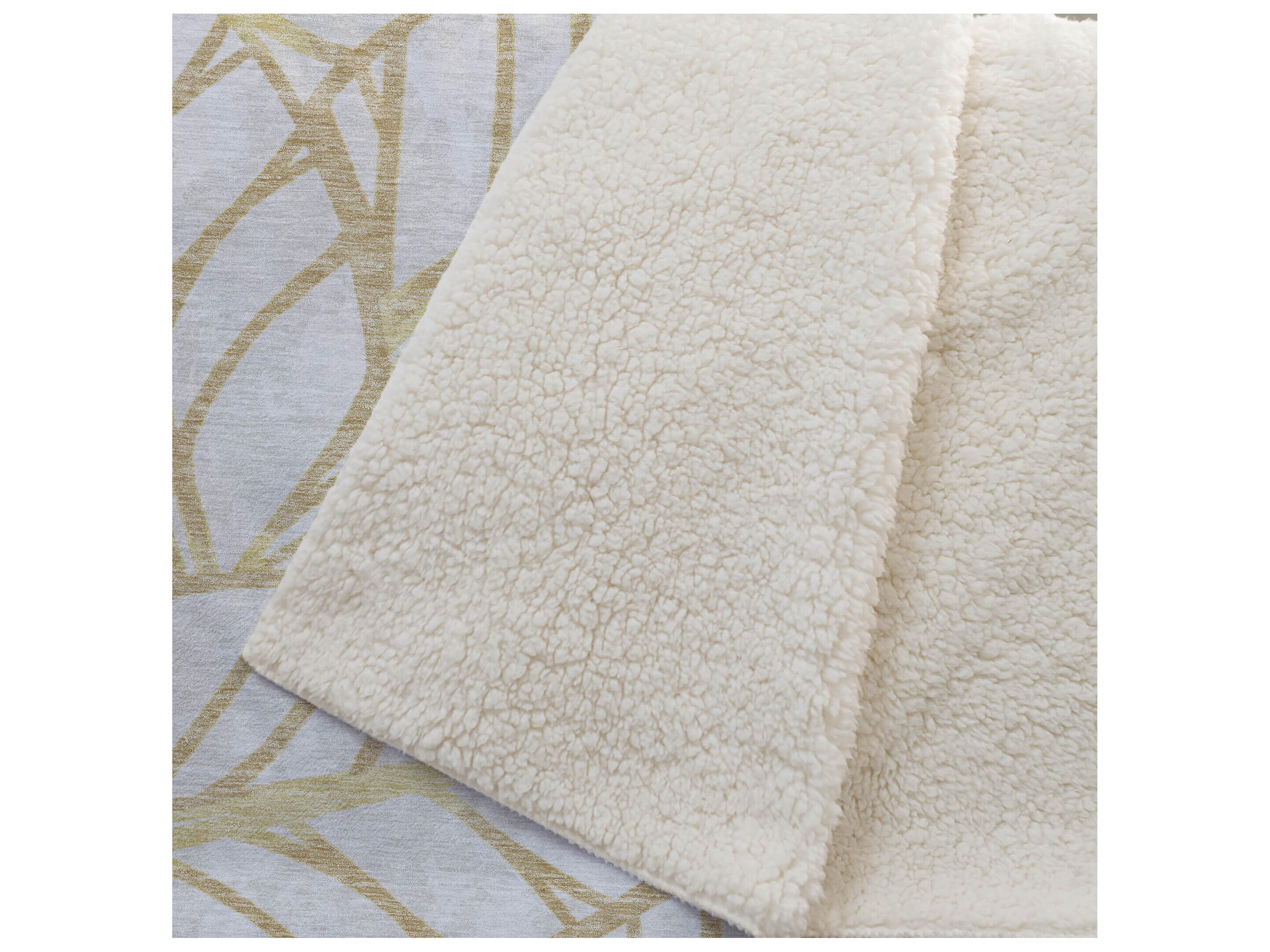 Dalyn Sherpa Gold Polyester Throw