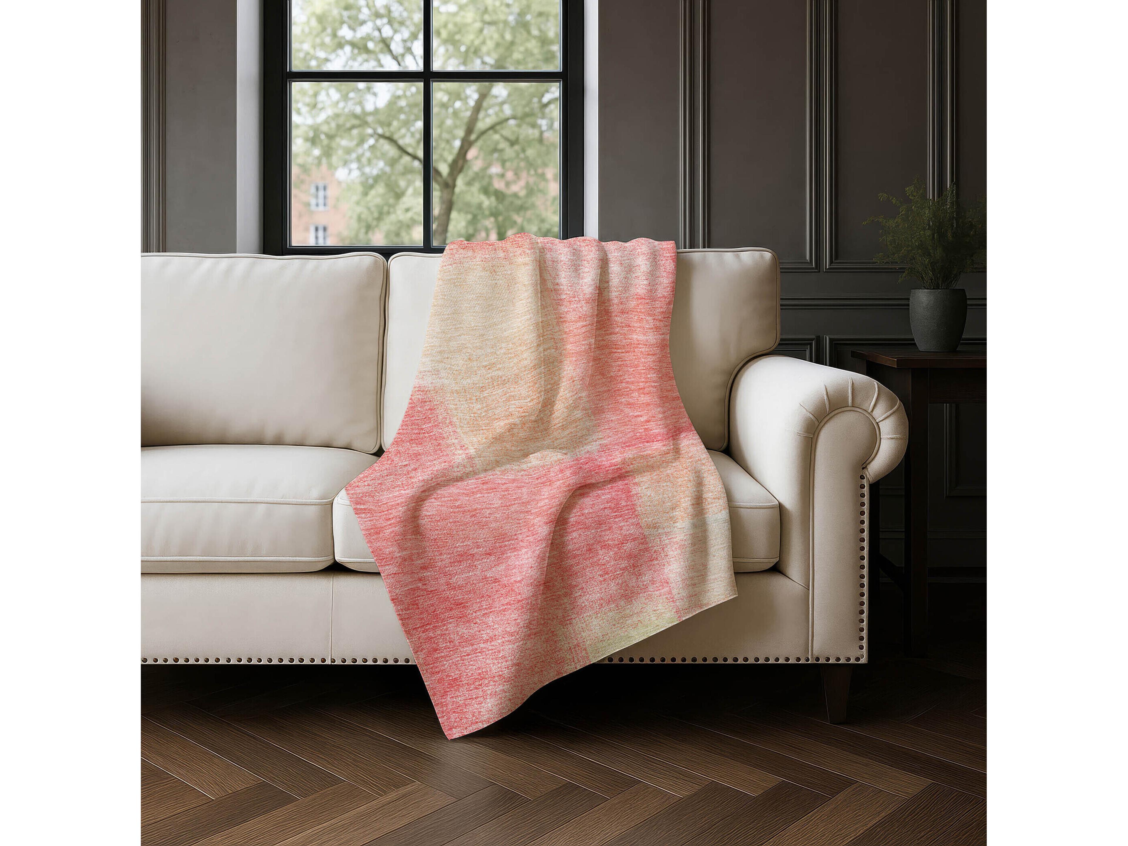 Dalyn Sherpa Pink Polyester Throw