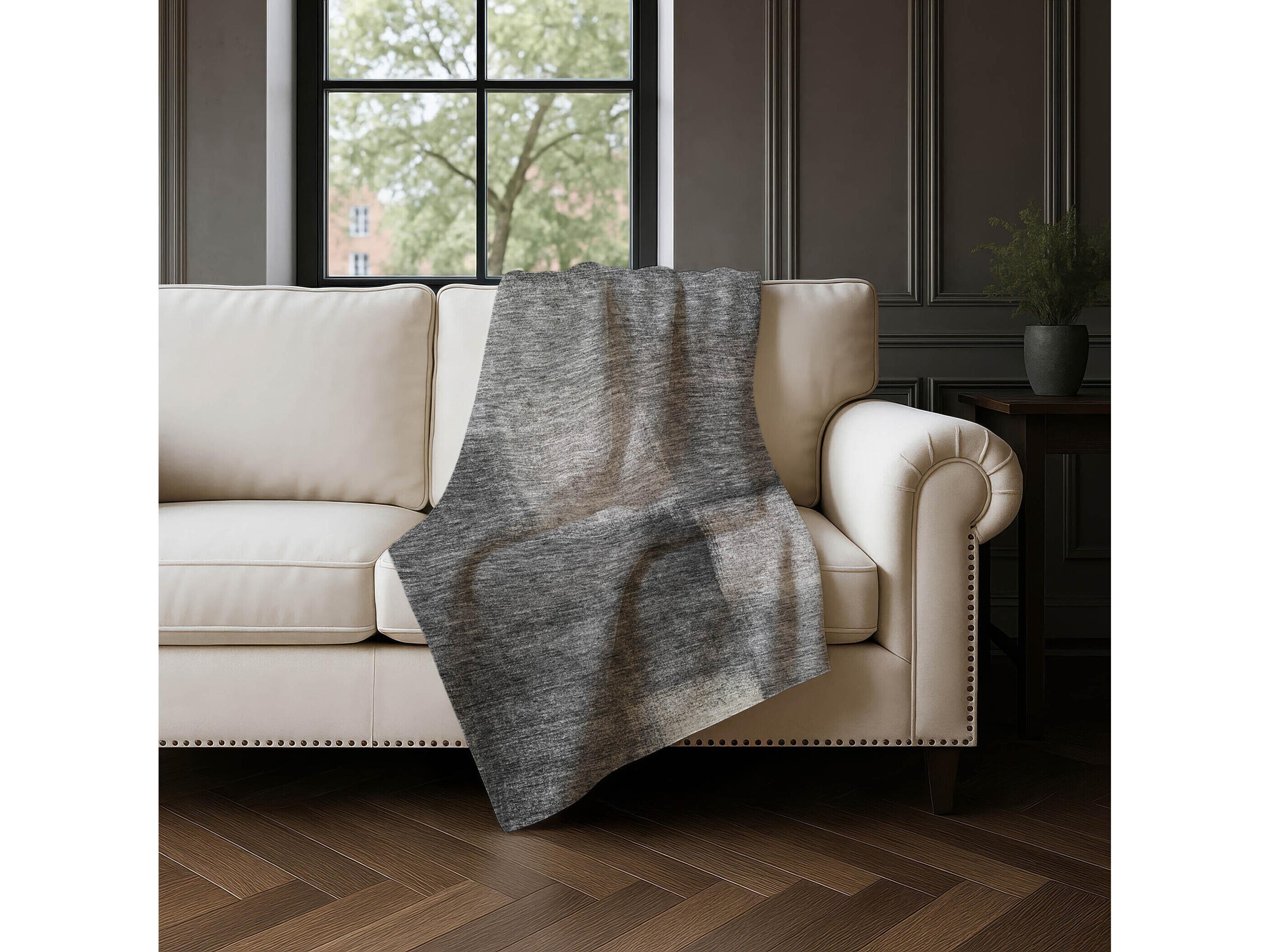 Dalyn Sherpa Gray Polyester Throw