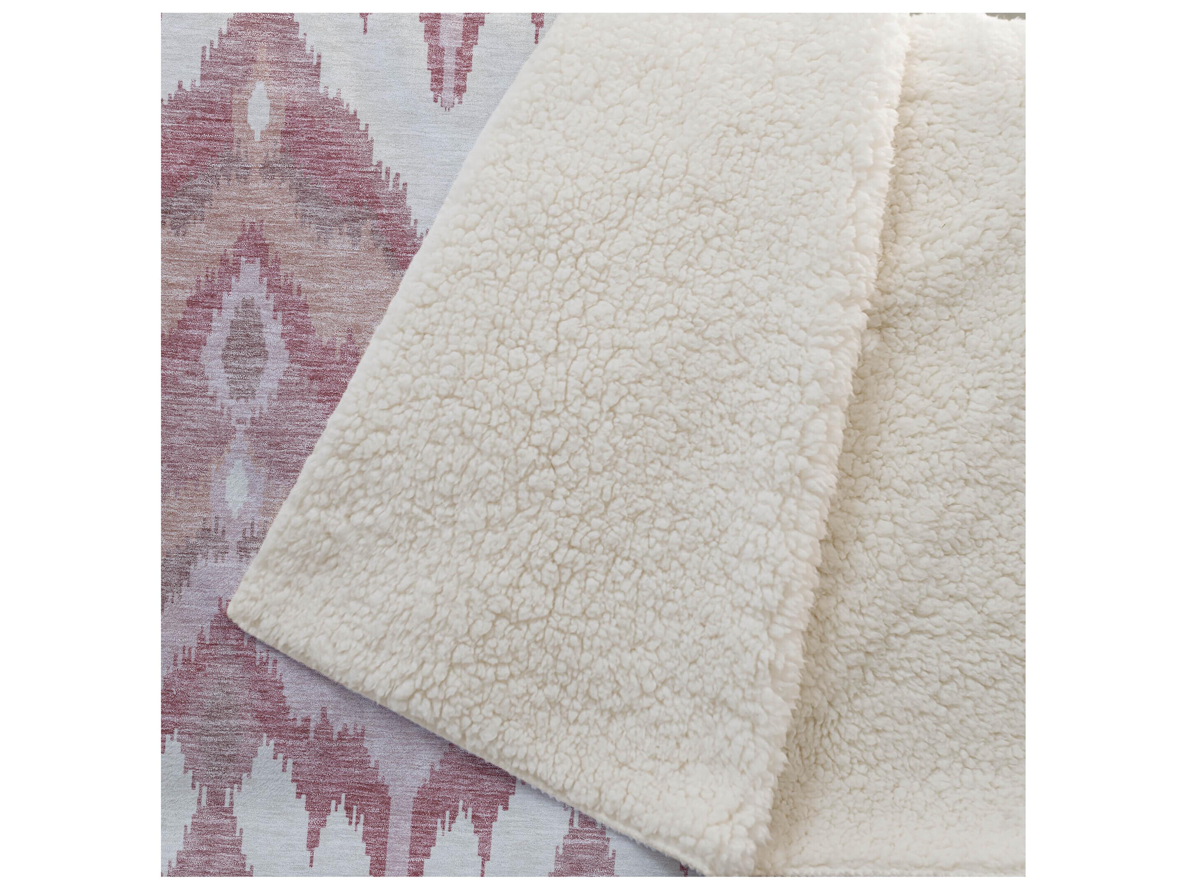 Dalyn Sherpa Pink Polyester Throw