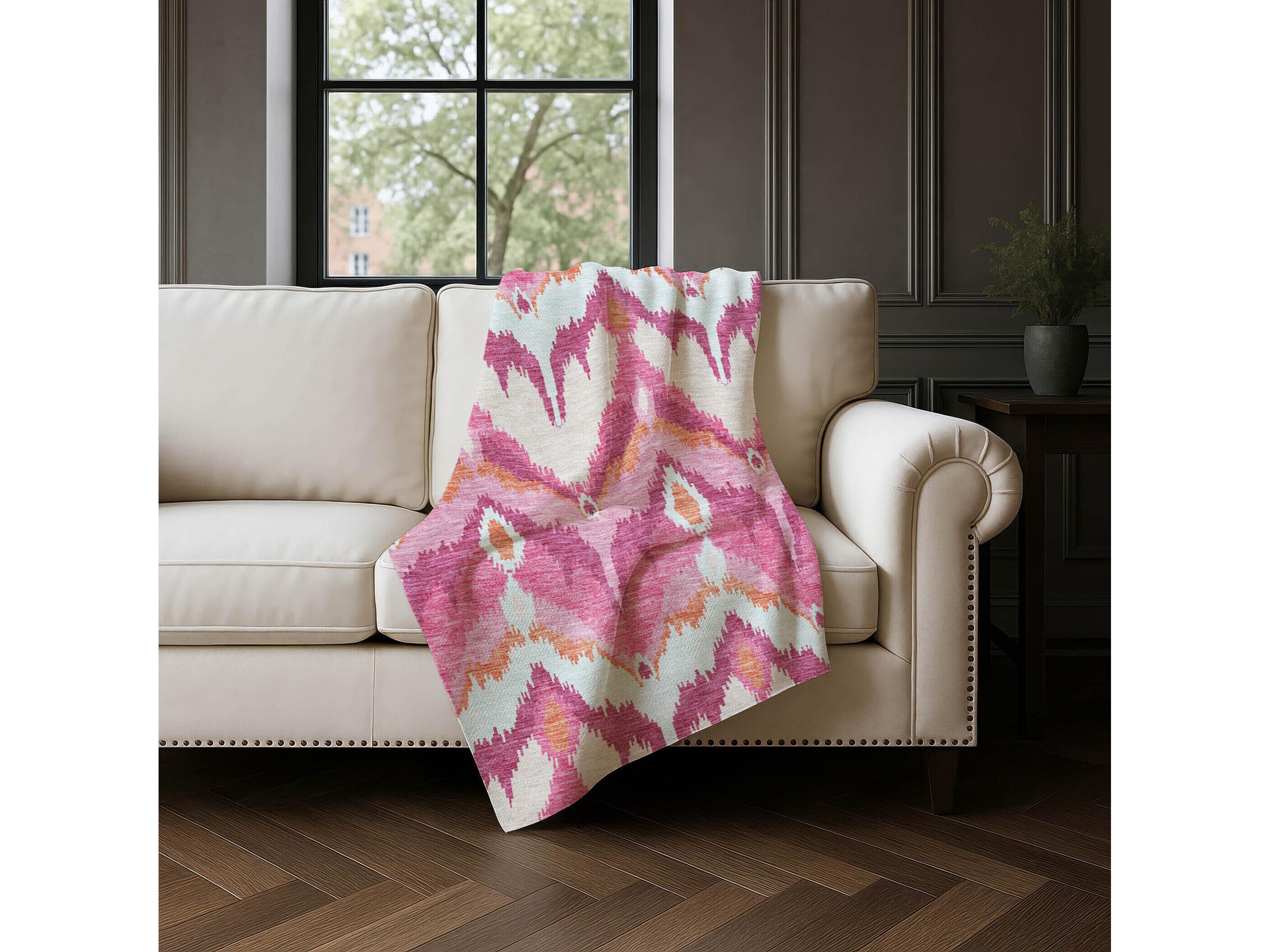 Dalyn Sherpa Pink Polyester Throw