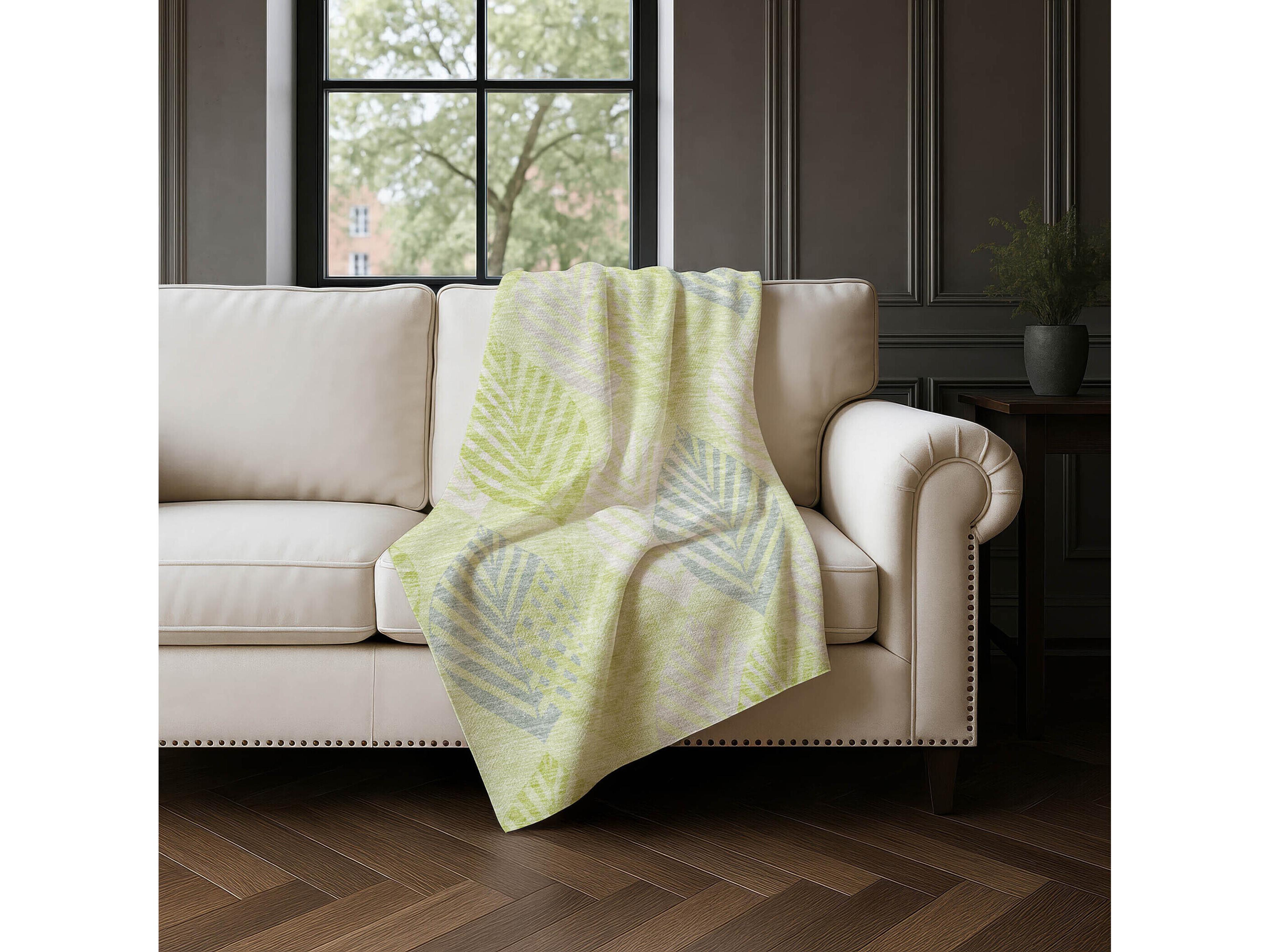 Dalyn Sherpa Green Polyester Throw
