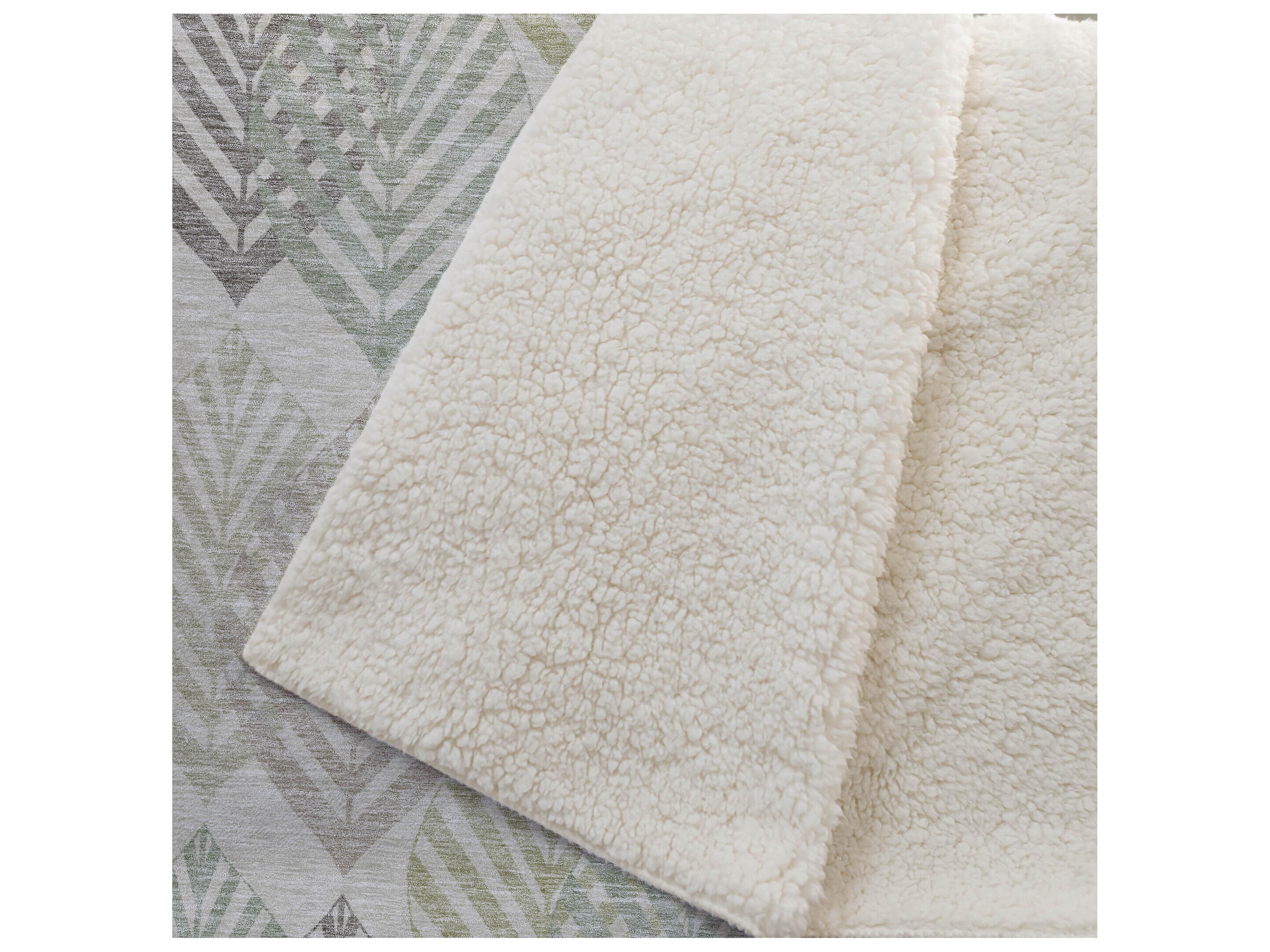 Dalyn Sherpa Brown Polyester Throw