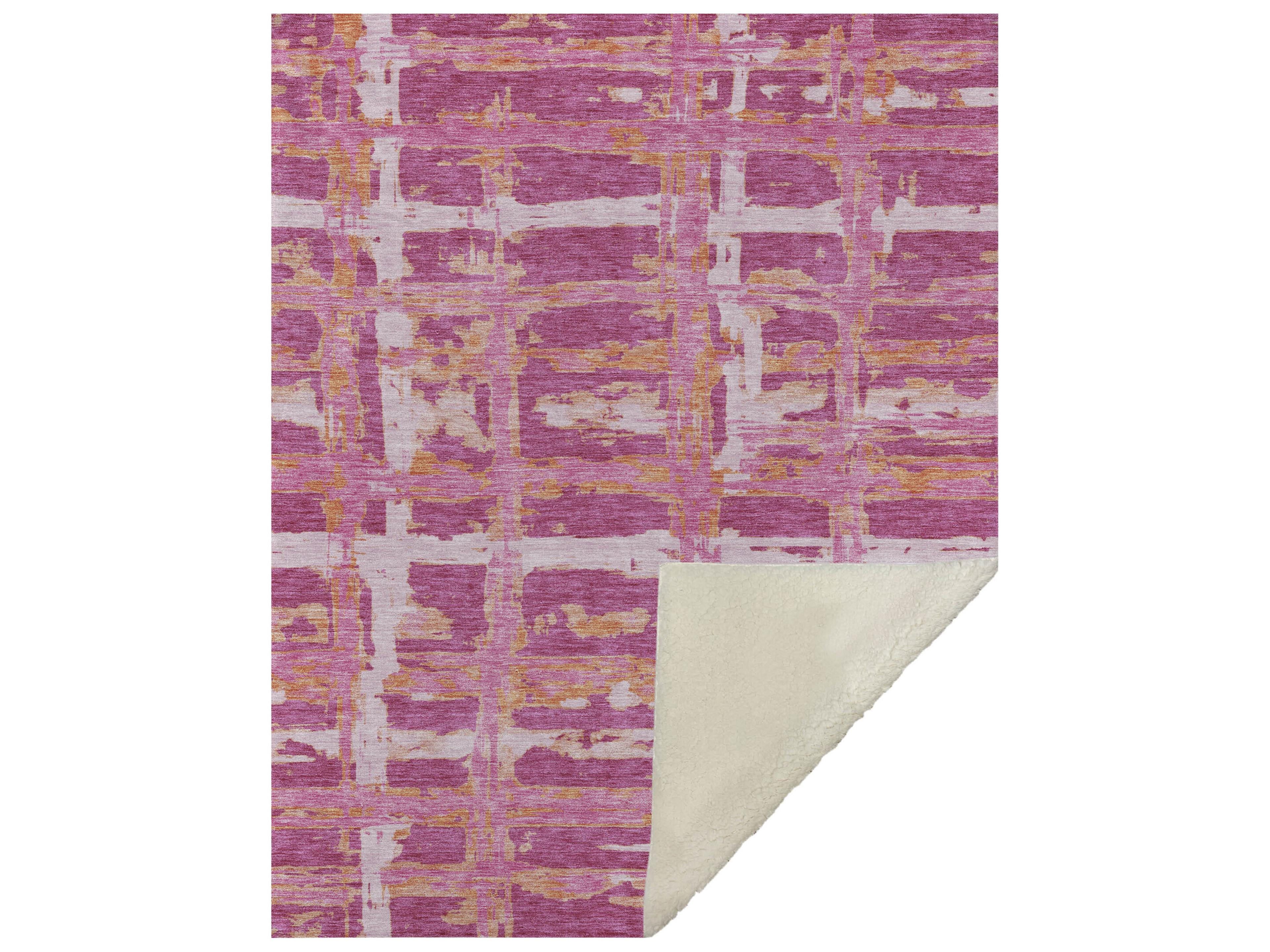 Sherpa Pink Polyester Throw