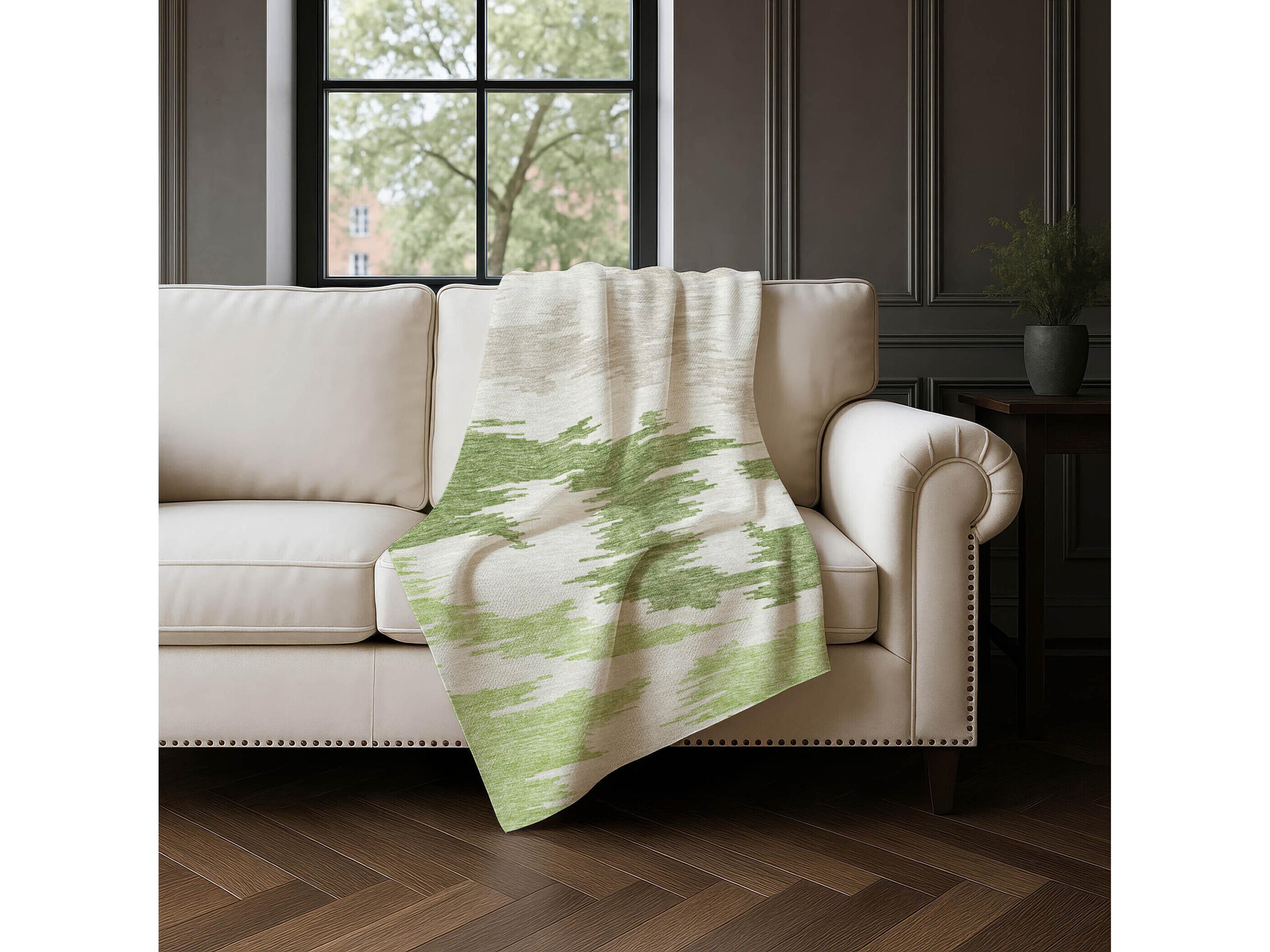 Dalyn Sherpa Green Polyester Throw