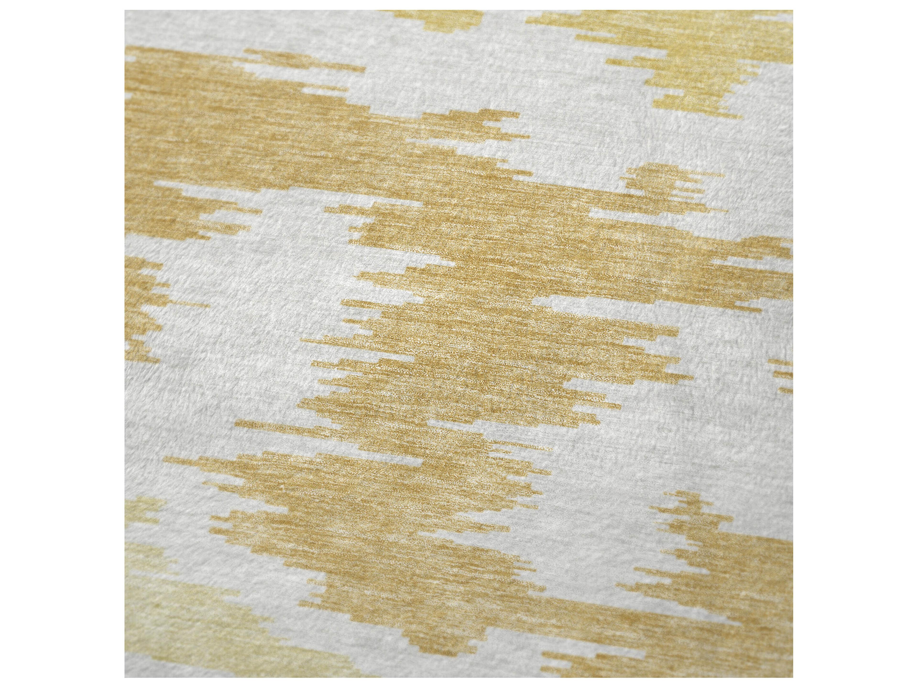 Dalyn Sherpa Gold Polyester Throw