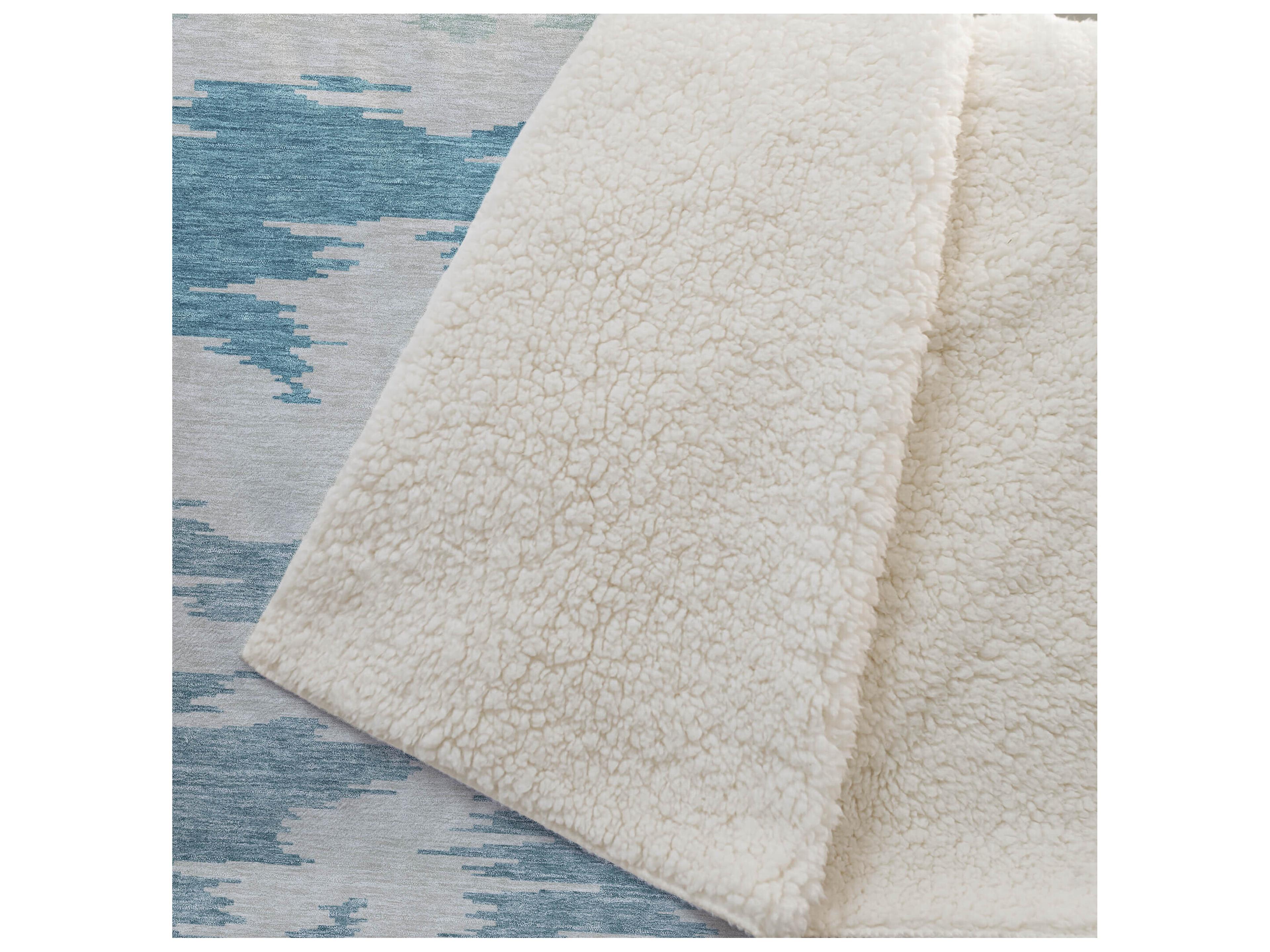 Dalyn Sherpa Teal Polyester Throw