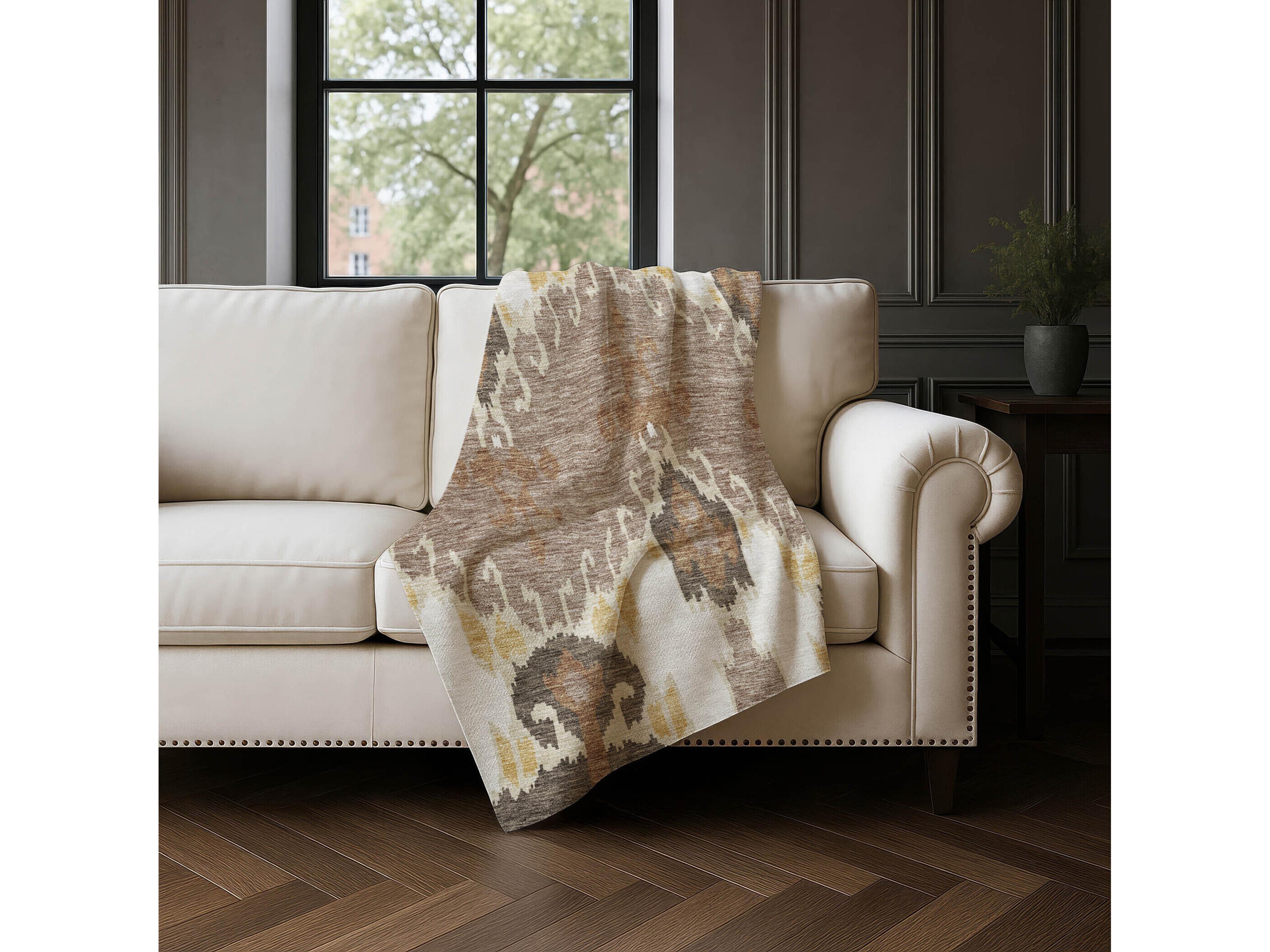 Dalyn Sherpa Brown Polyester Throw