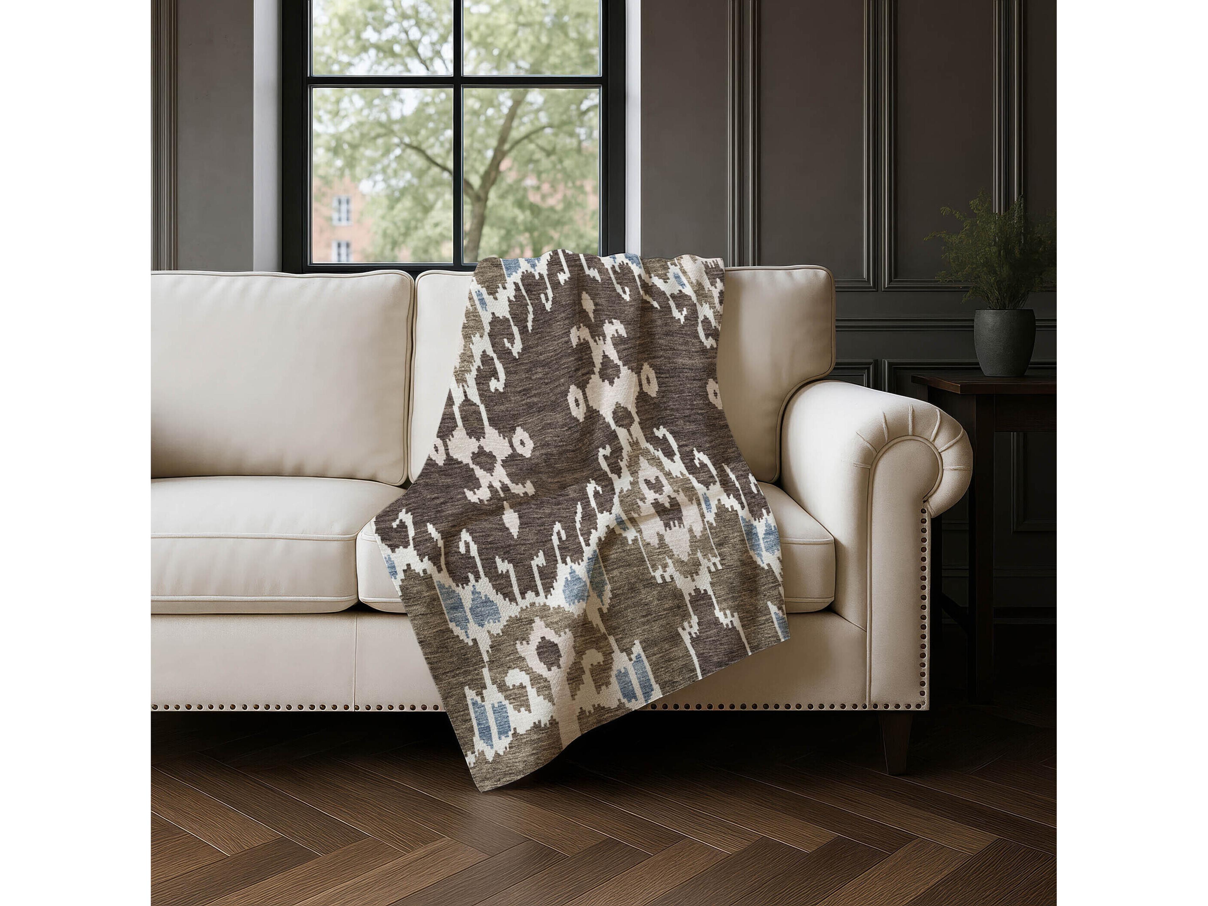 Dalyn Sherpa Brown Polyester Throw