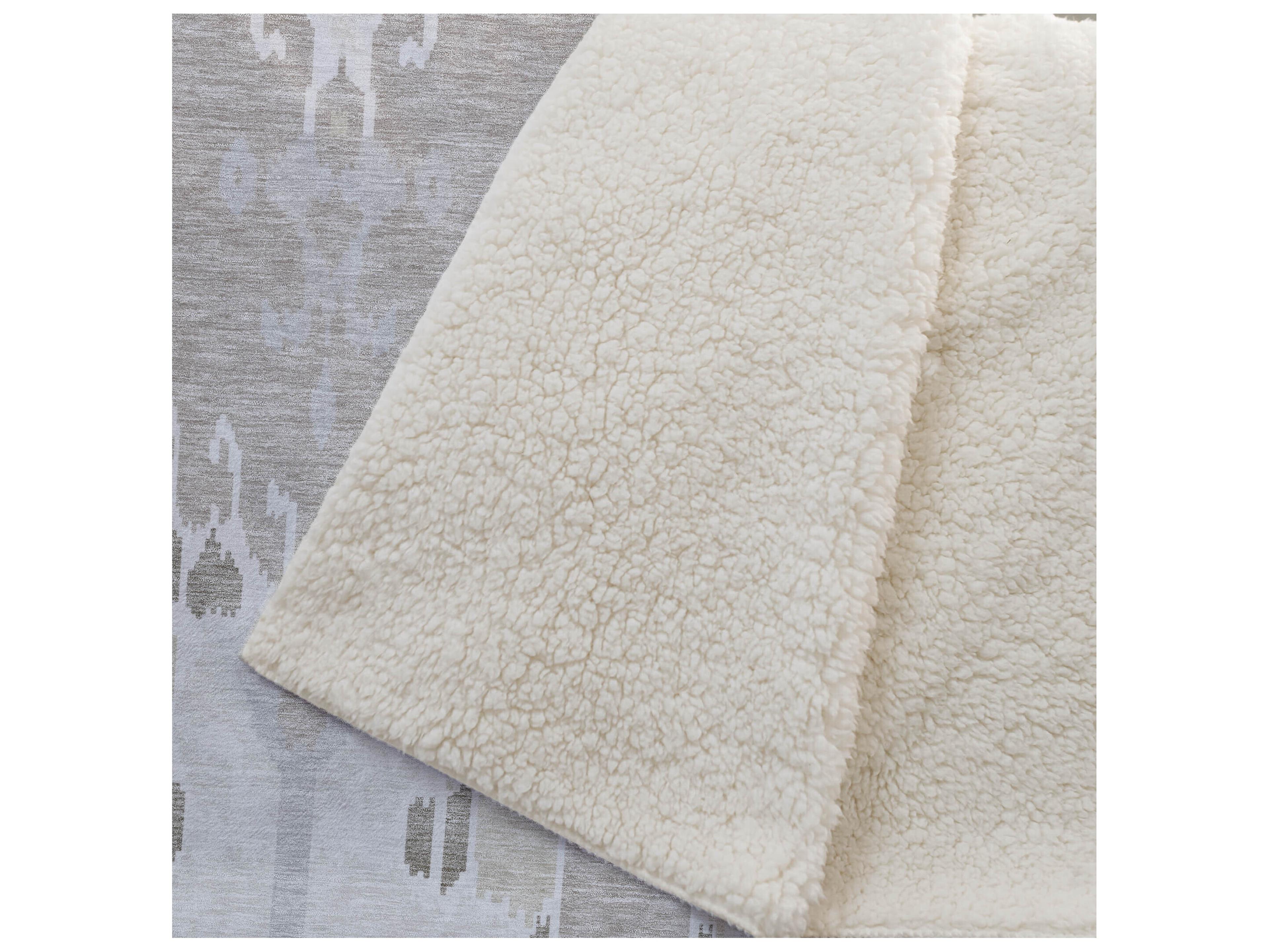 Dalyn Sherpa Ivory Polyester Throw