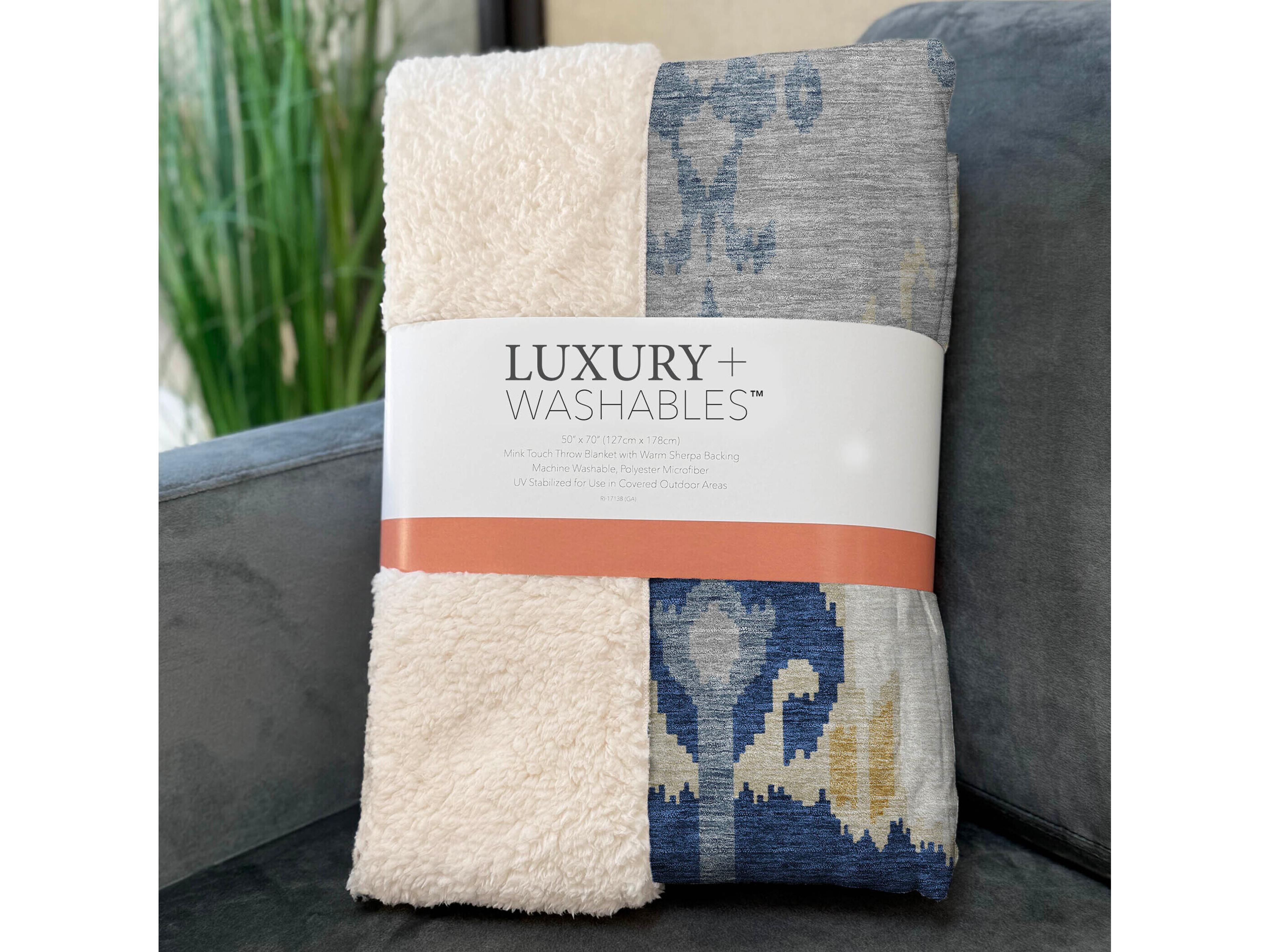 Dalyn Sherpa Blue Polyester Throw