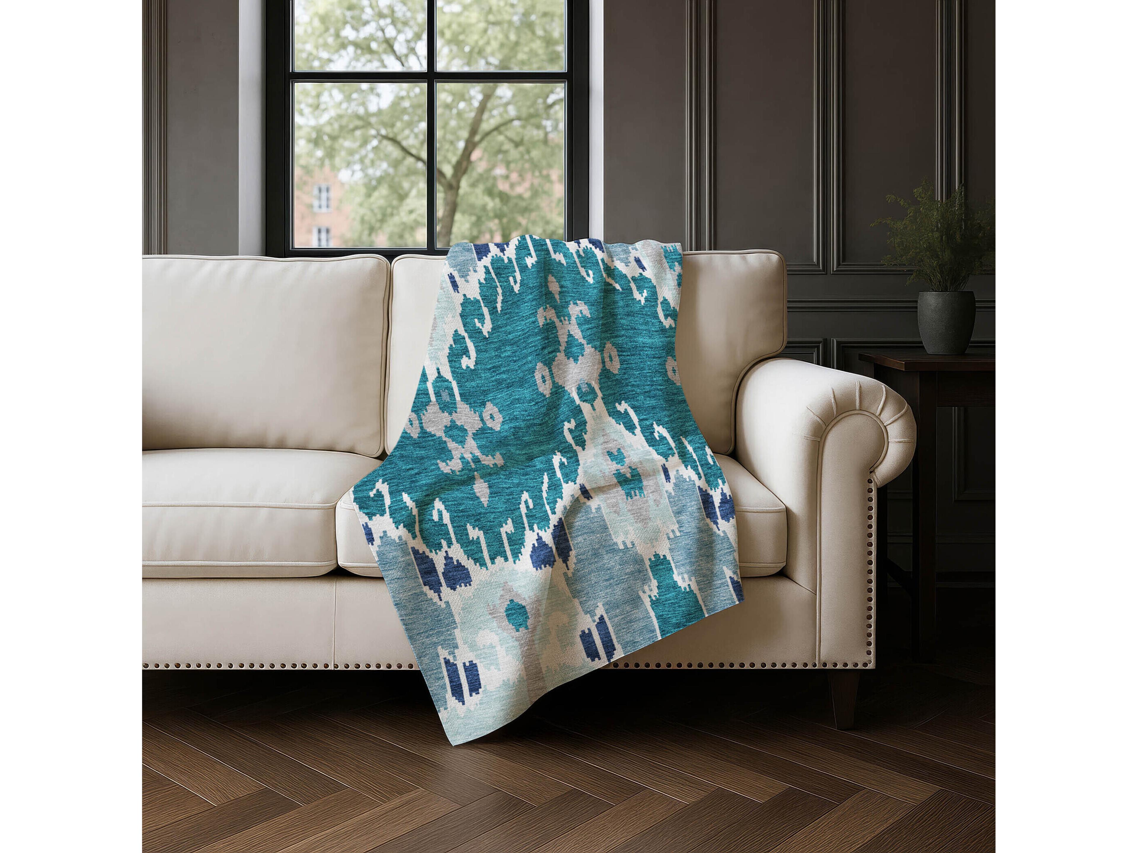 Dalyn Sherpa Teal Polyester Throw