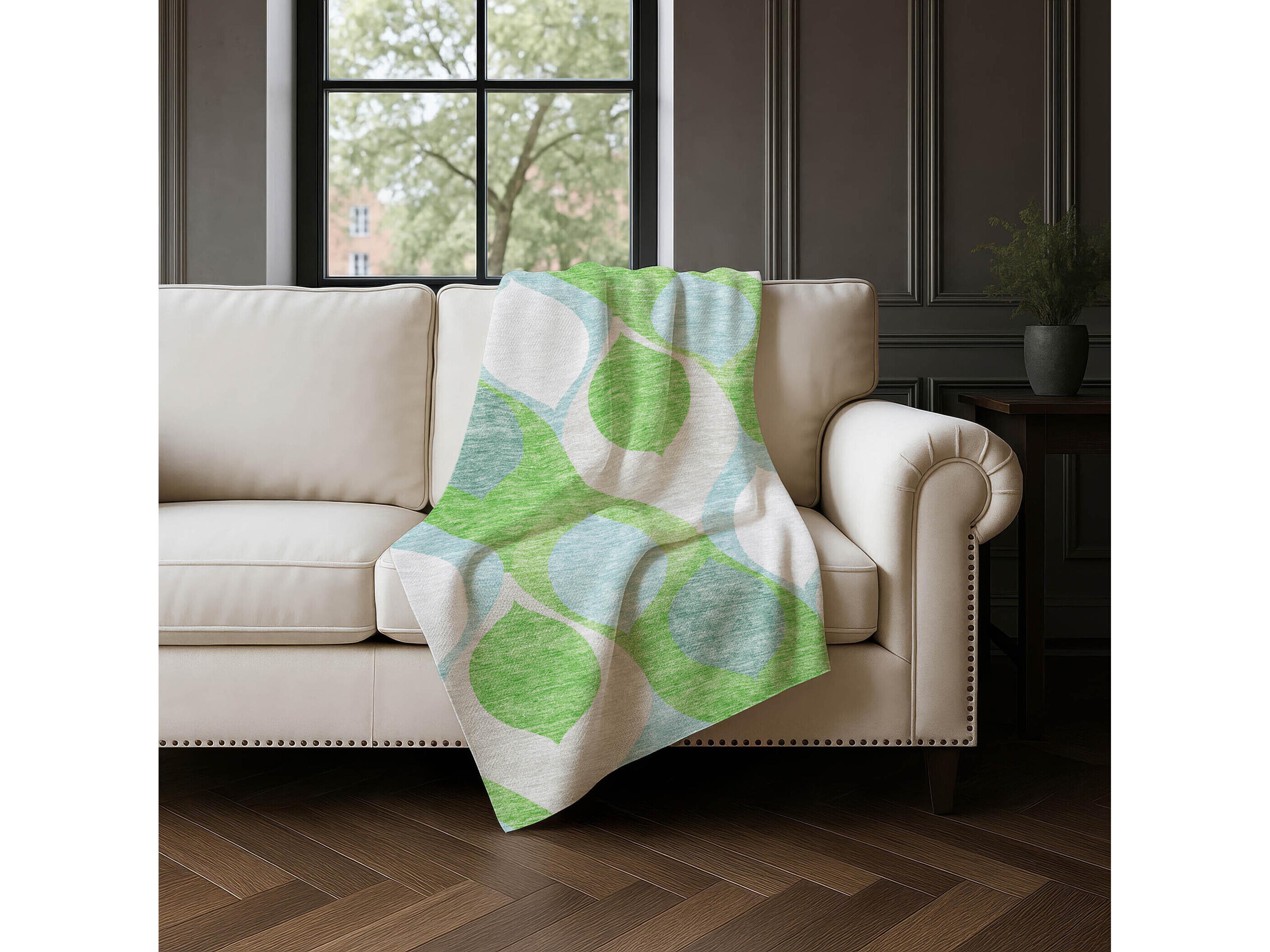 Dalyn Sherpa Green Polyester Throw