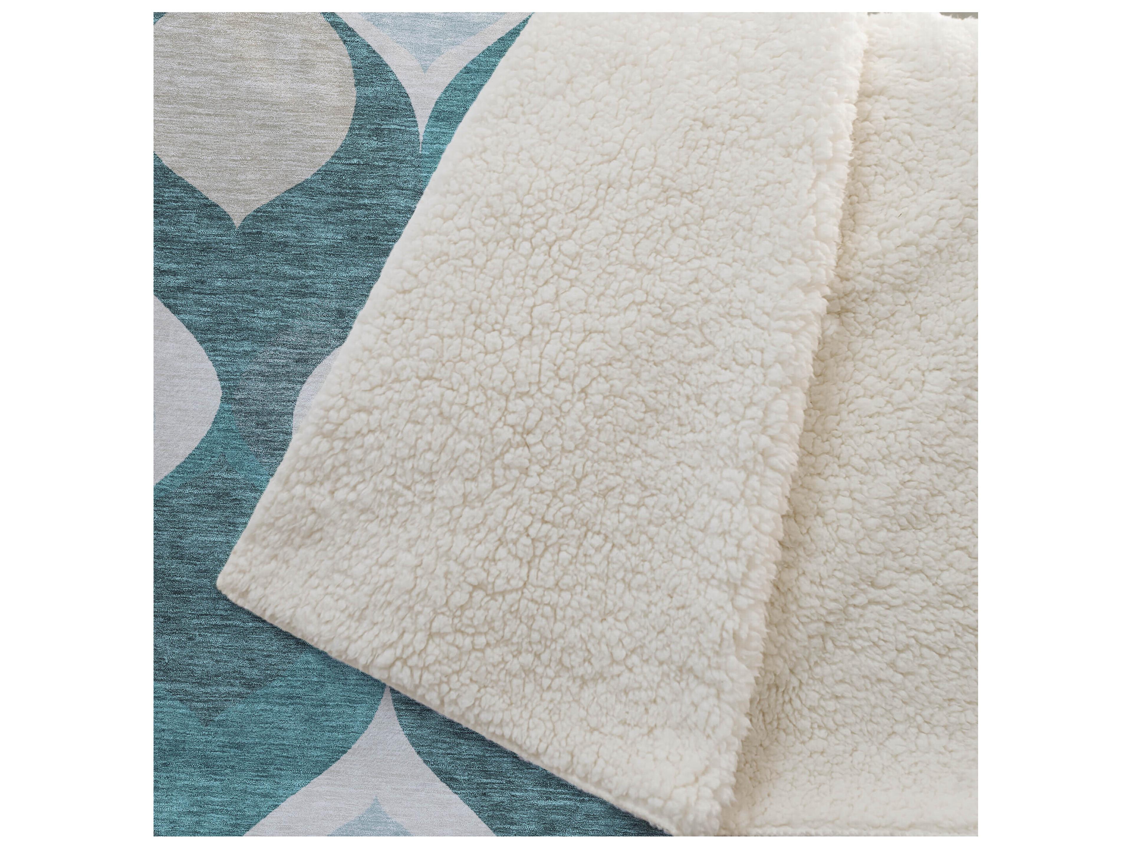 Dalyn Sherpa Teal Polyester Throw
