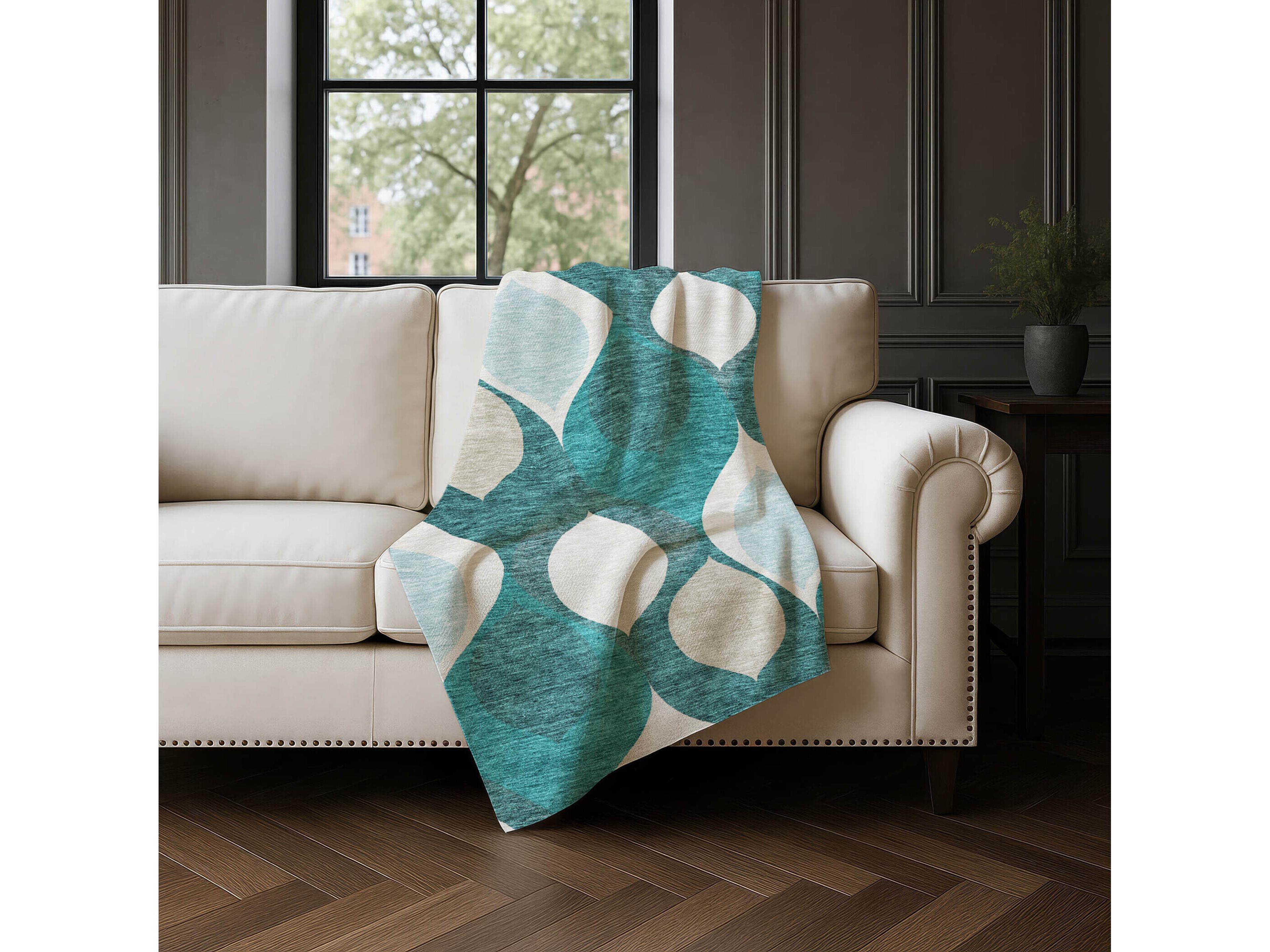 Dalyn Sherpa Teal Polyester Throw