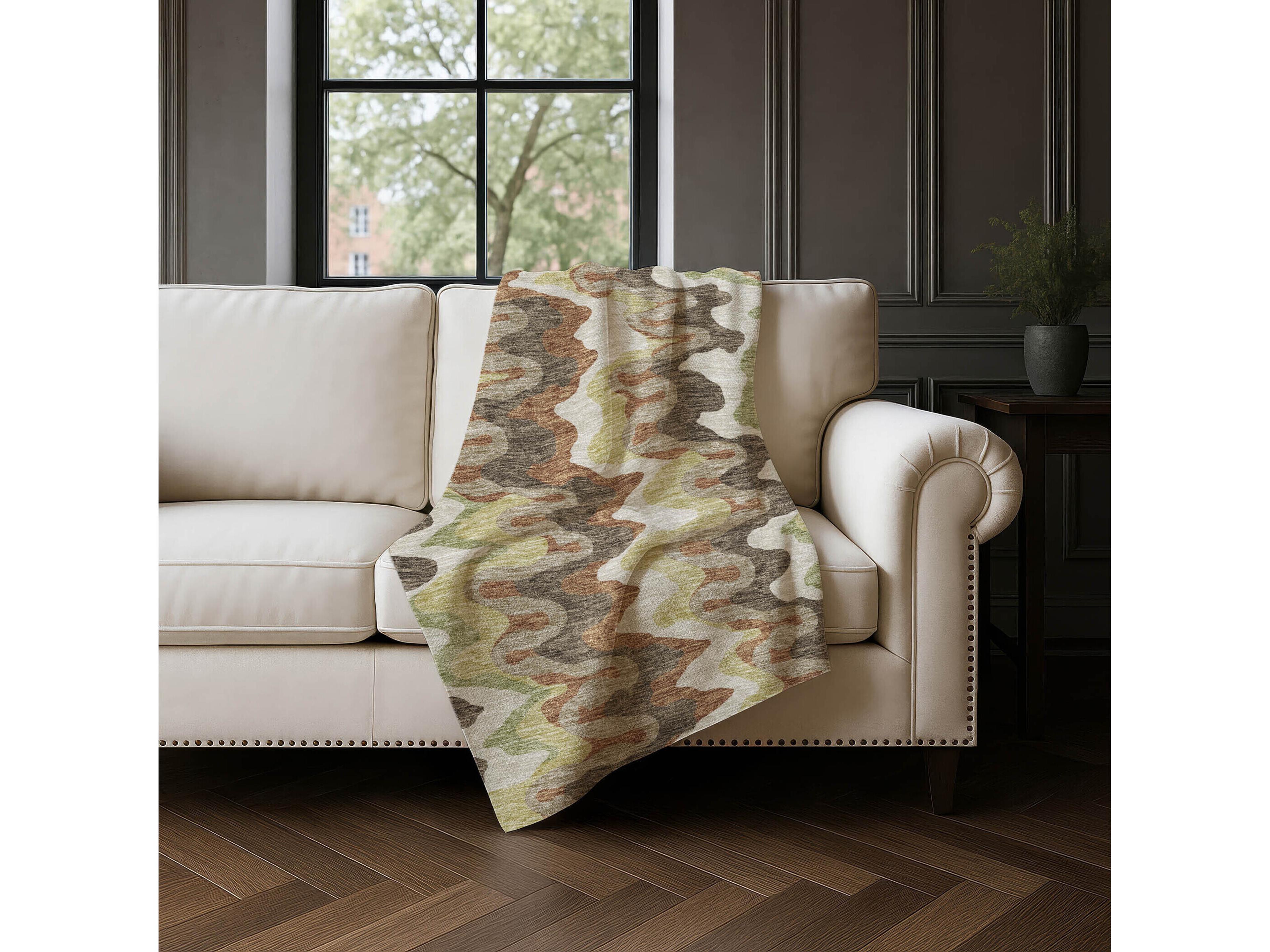 Dalyn Sherpa Brown Polyester Throw