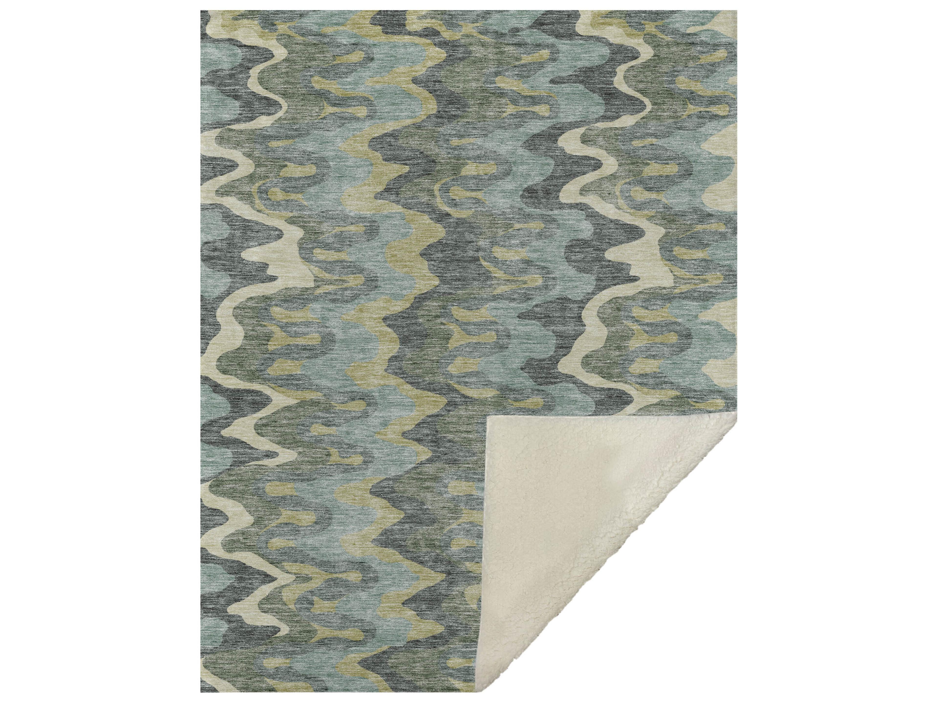 Dalyn Sherpa Green Polyester Throw
