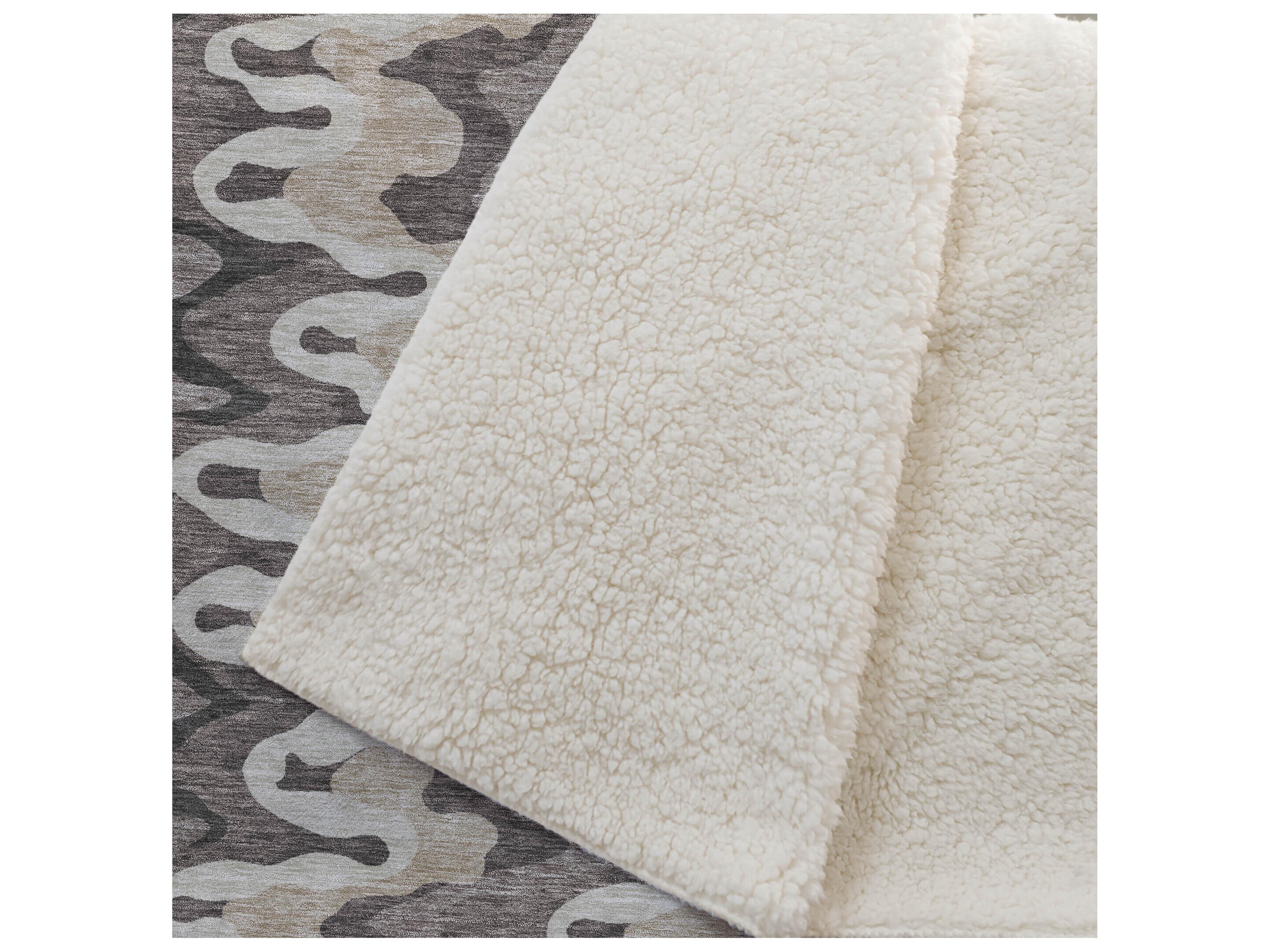 Dalyn Sherpa Brown Polyester Throw