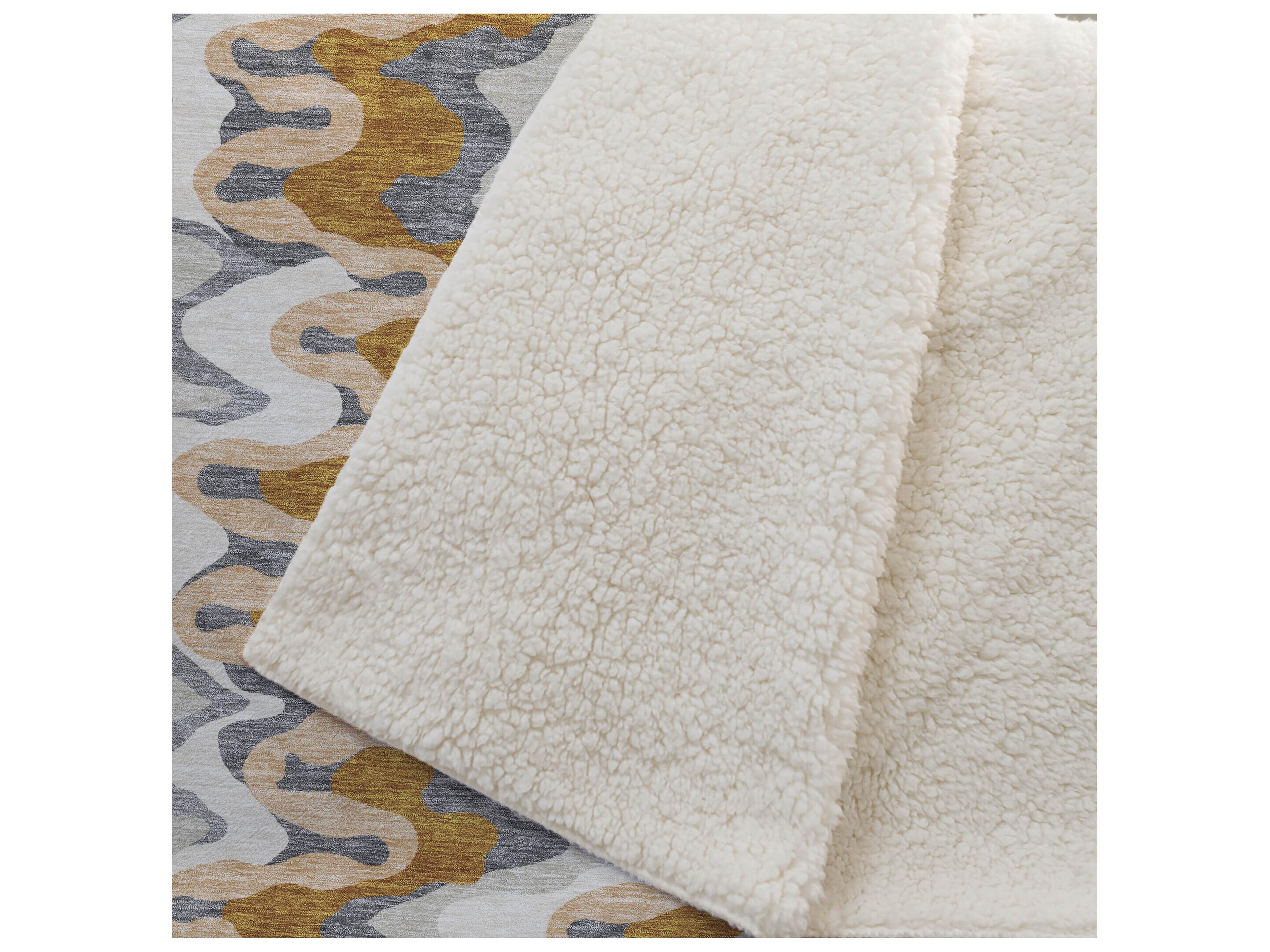 Dalyn Sherpa Orange Polyester Throw