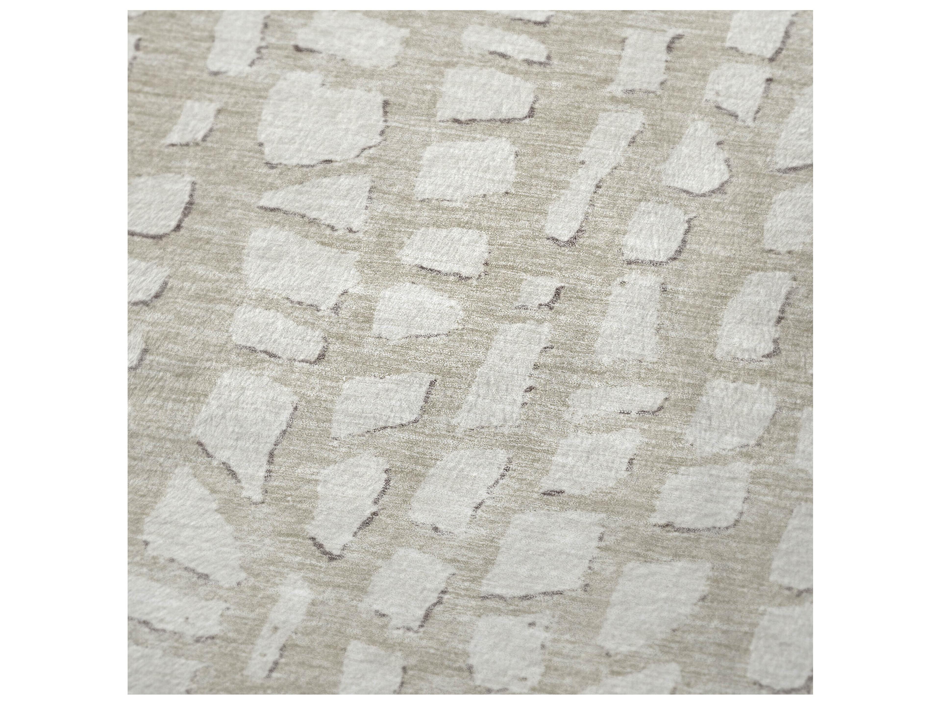 Dalyn Sherpa Brown Polyester Throw