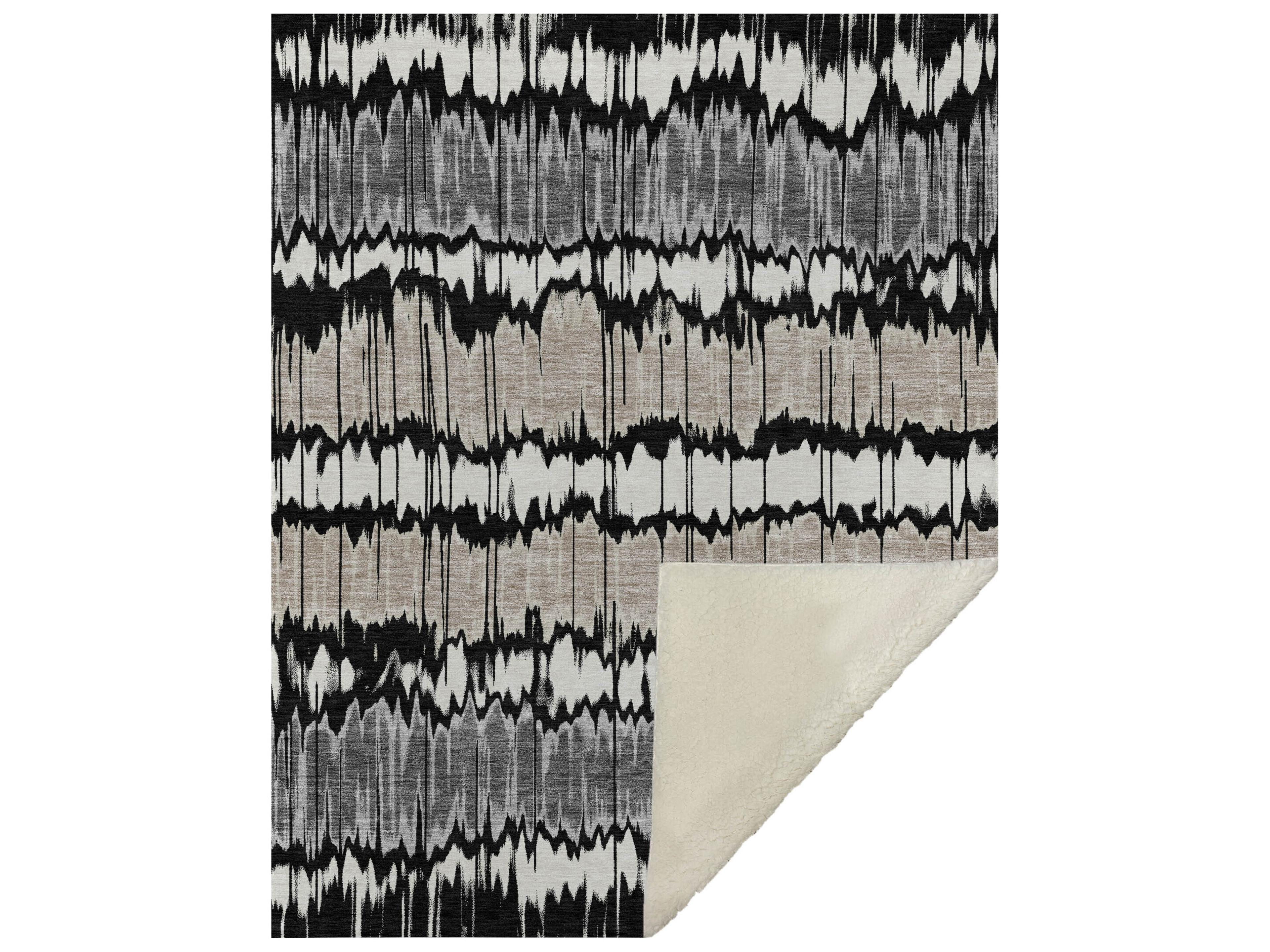 Sherpa Black Polyester Throw