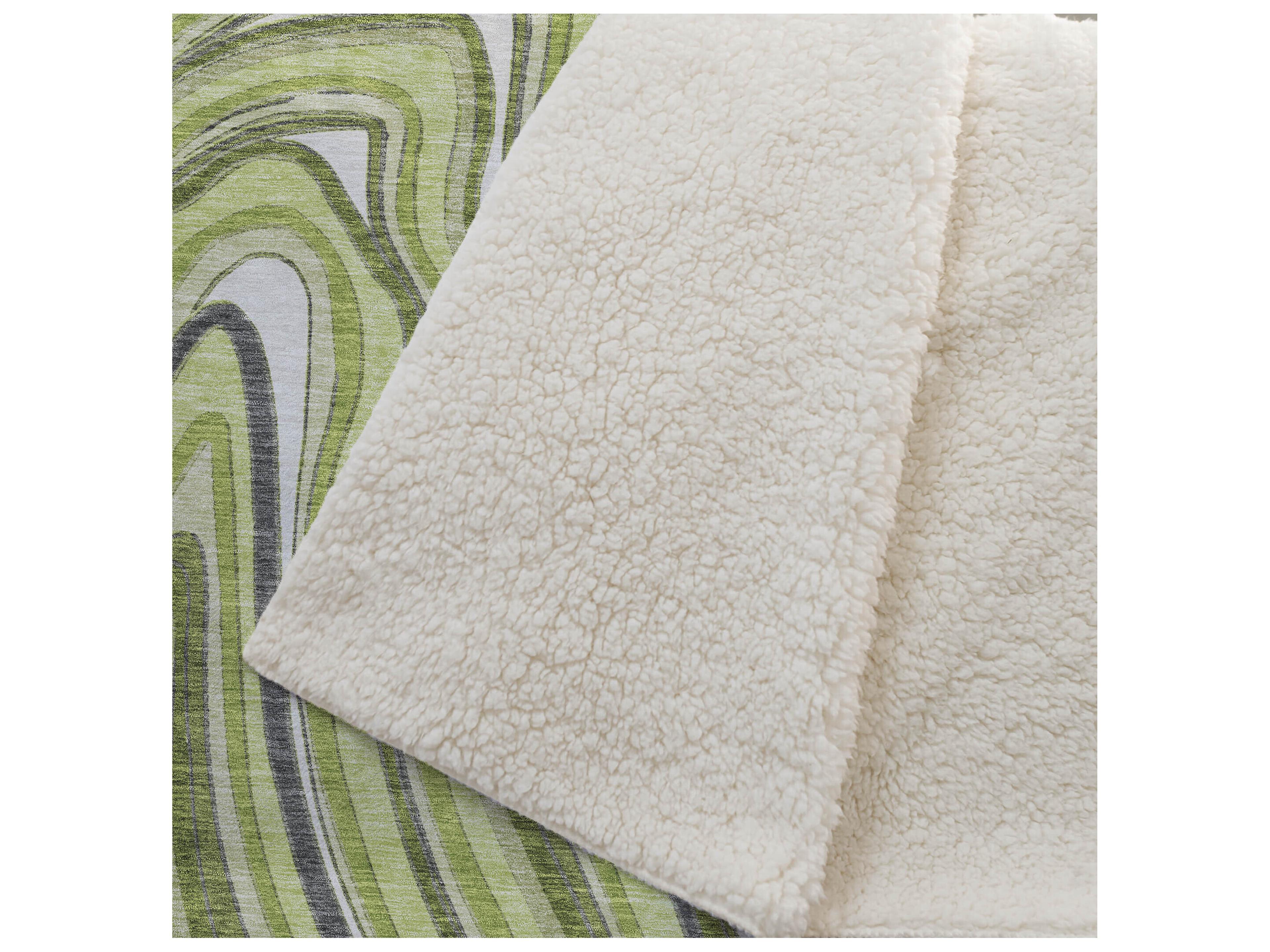 Dalyn Sherpa Green Polyester Throw