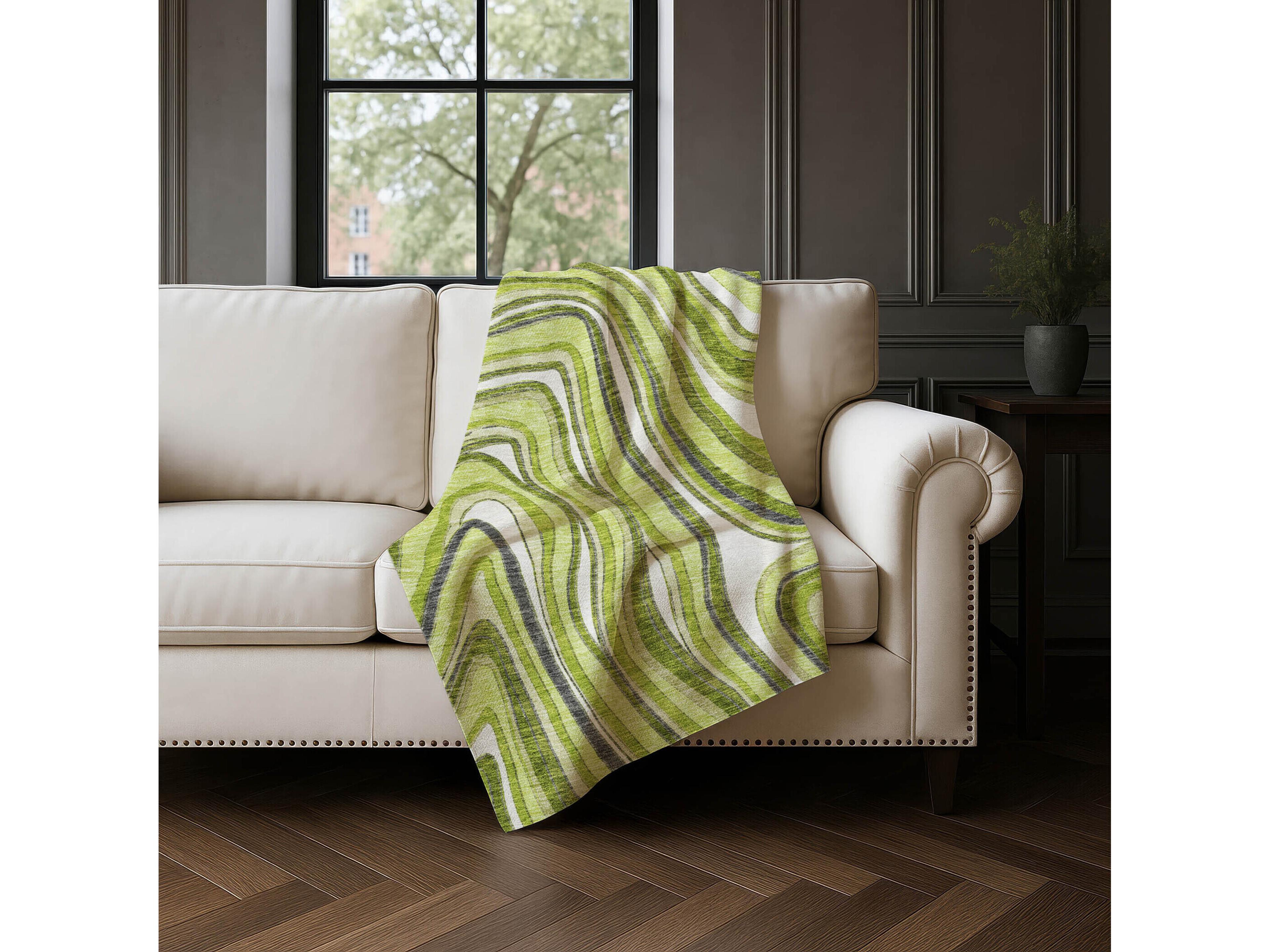 Dalyn Sherpa Green Polyester Throw