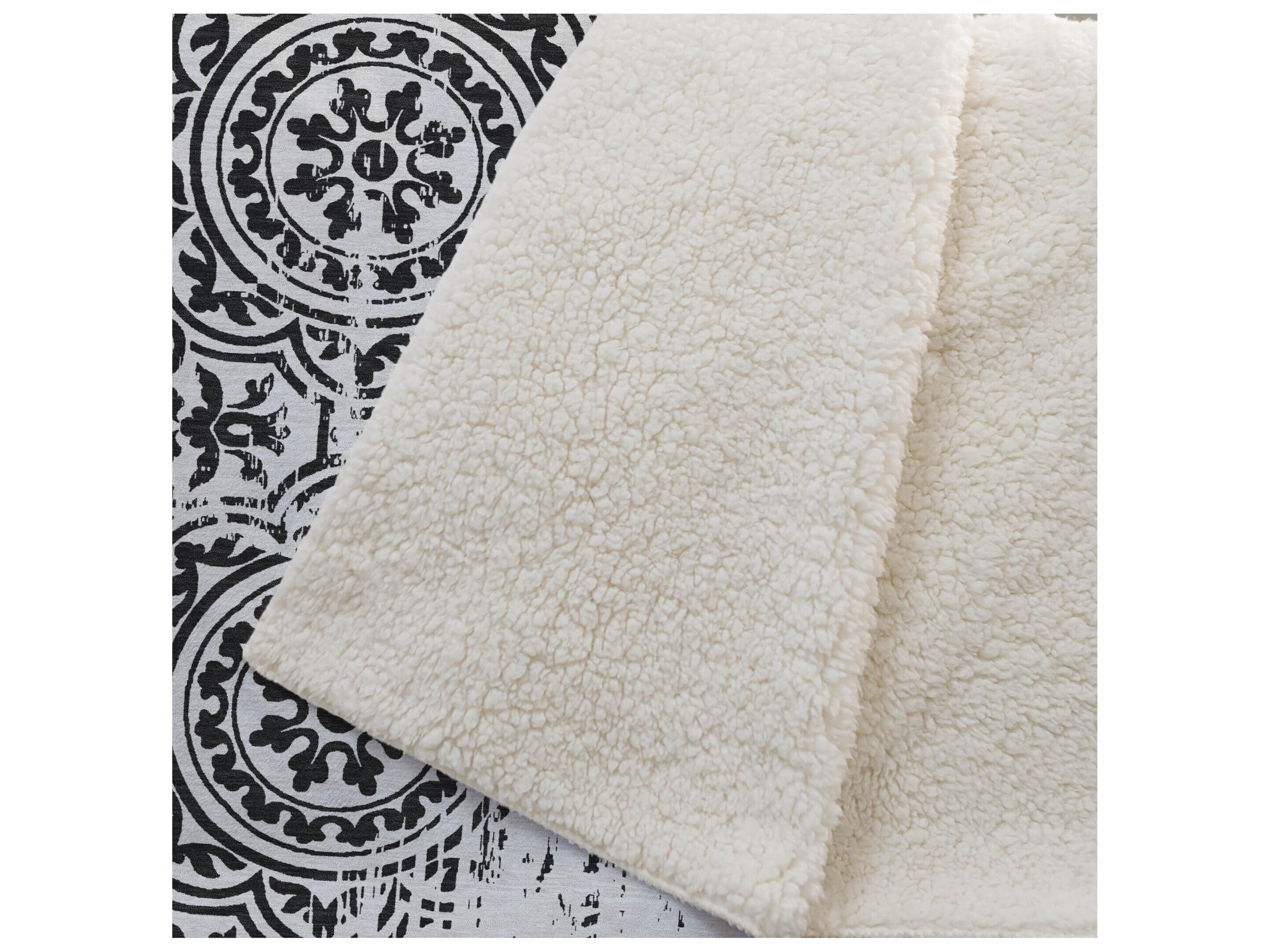 Dalyn Sherpa Black Polyester Throw