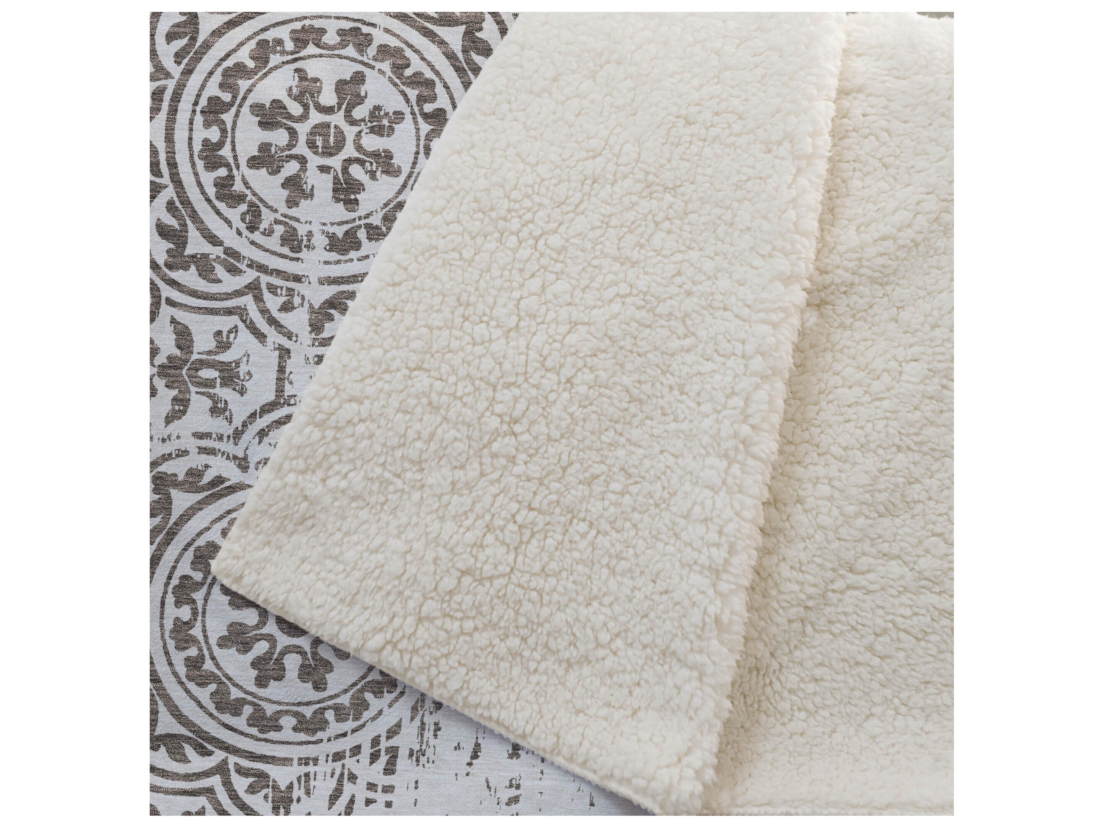 Dalyn Sherpa Brown Polyester Throw