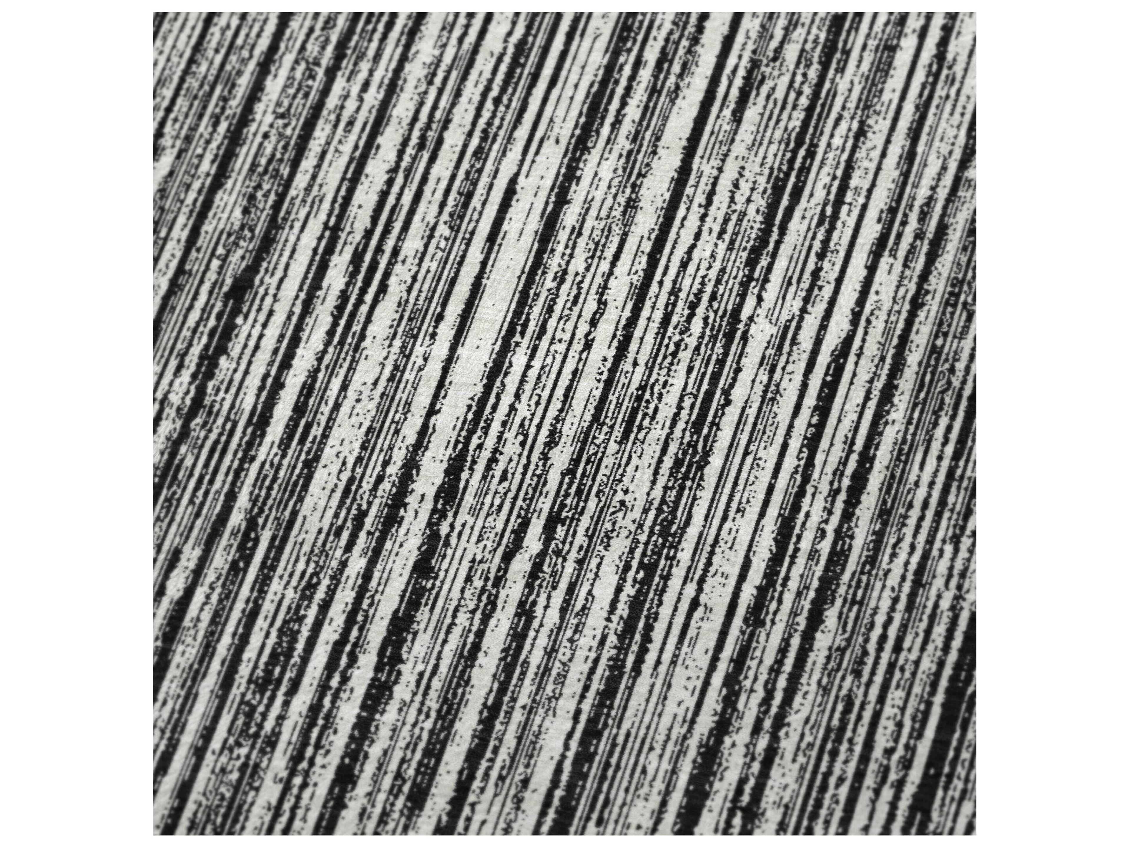 Dalyn Sherpa Black Polyester Throw