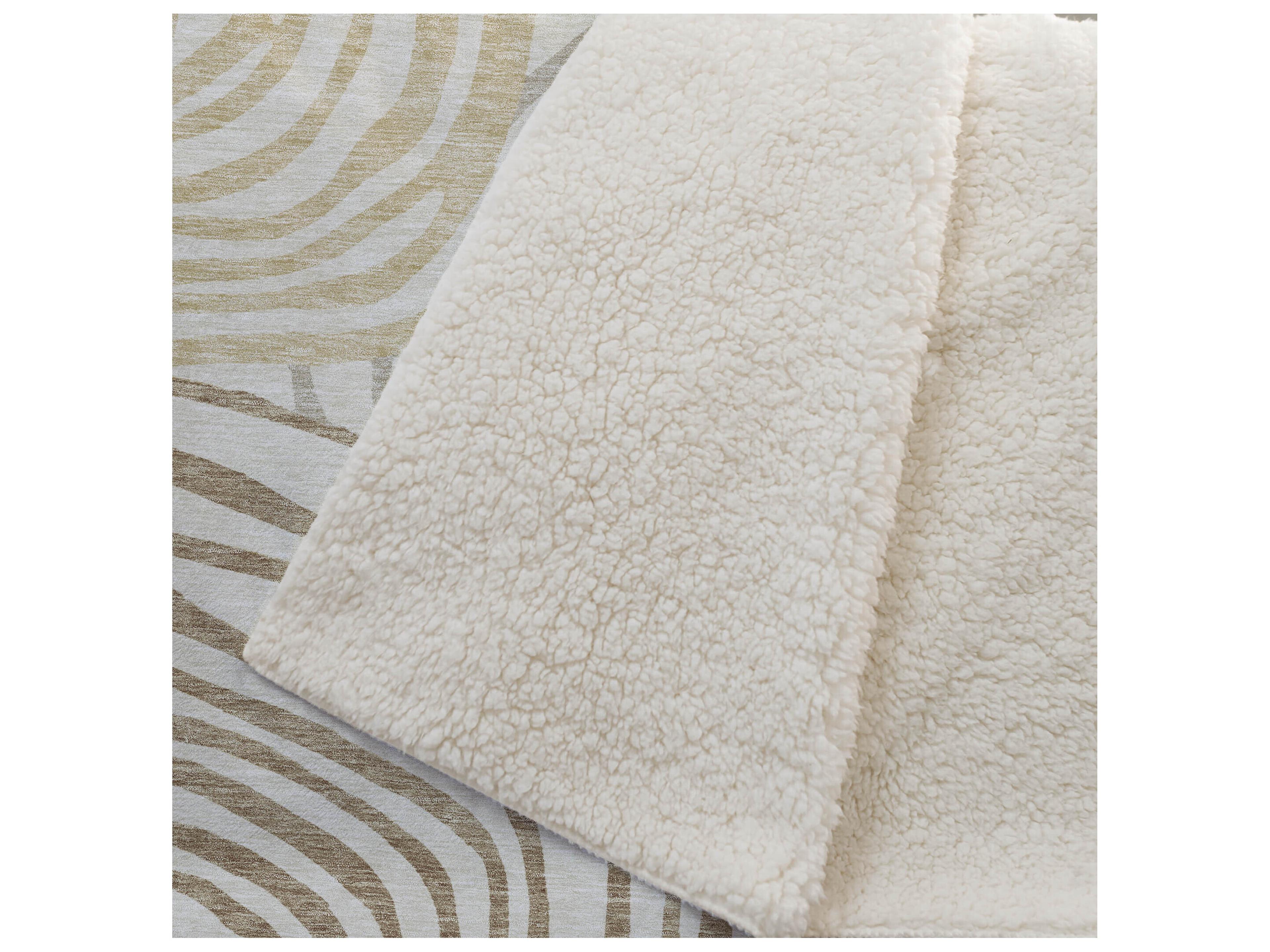 Dalyn Sherpa Gold Polyester Throw