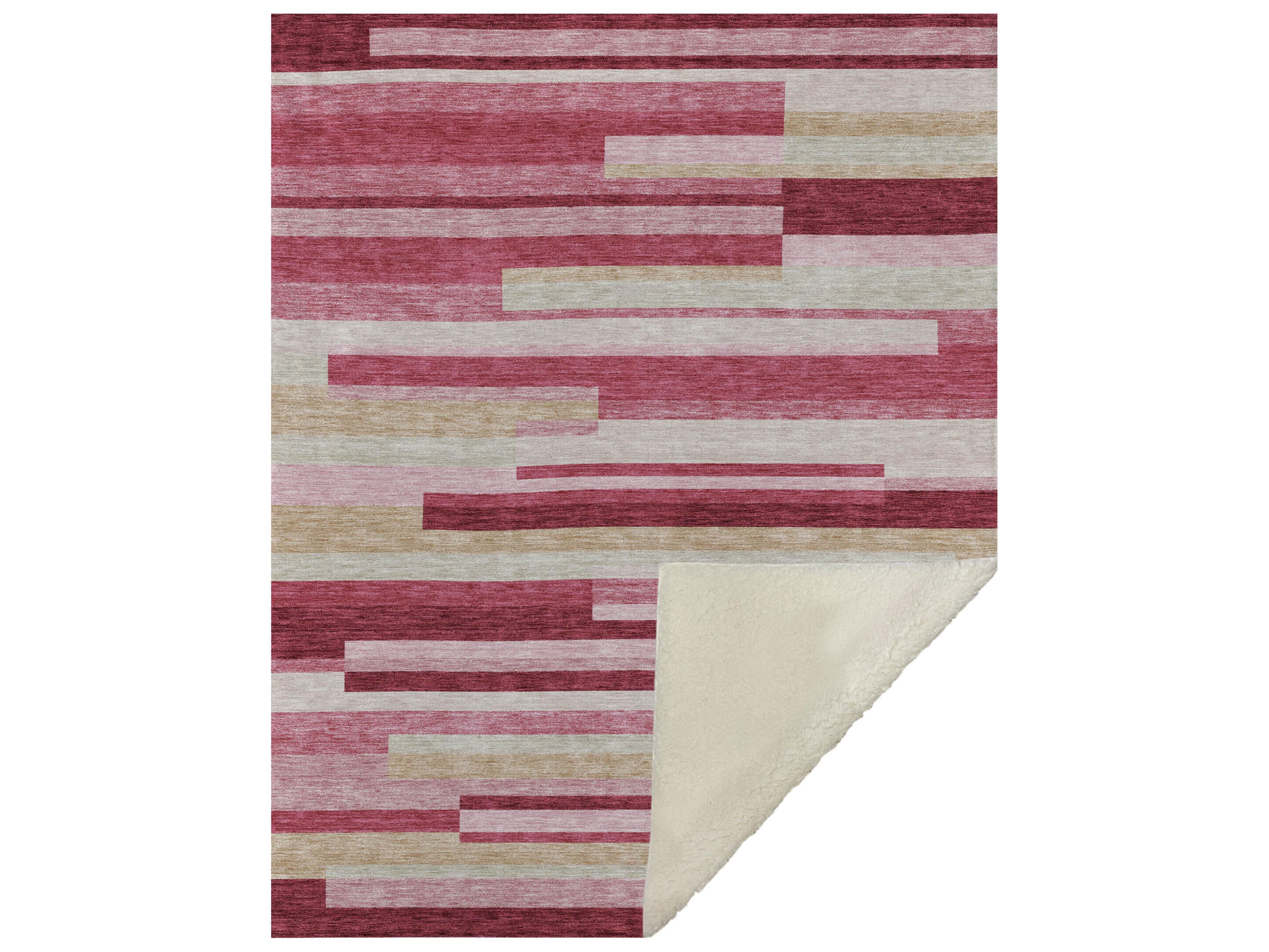 Sherpa Pink Polyester Throw