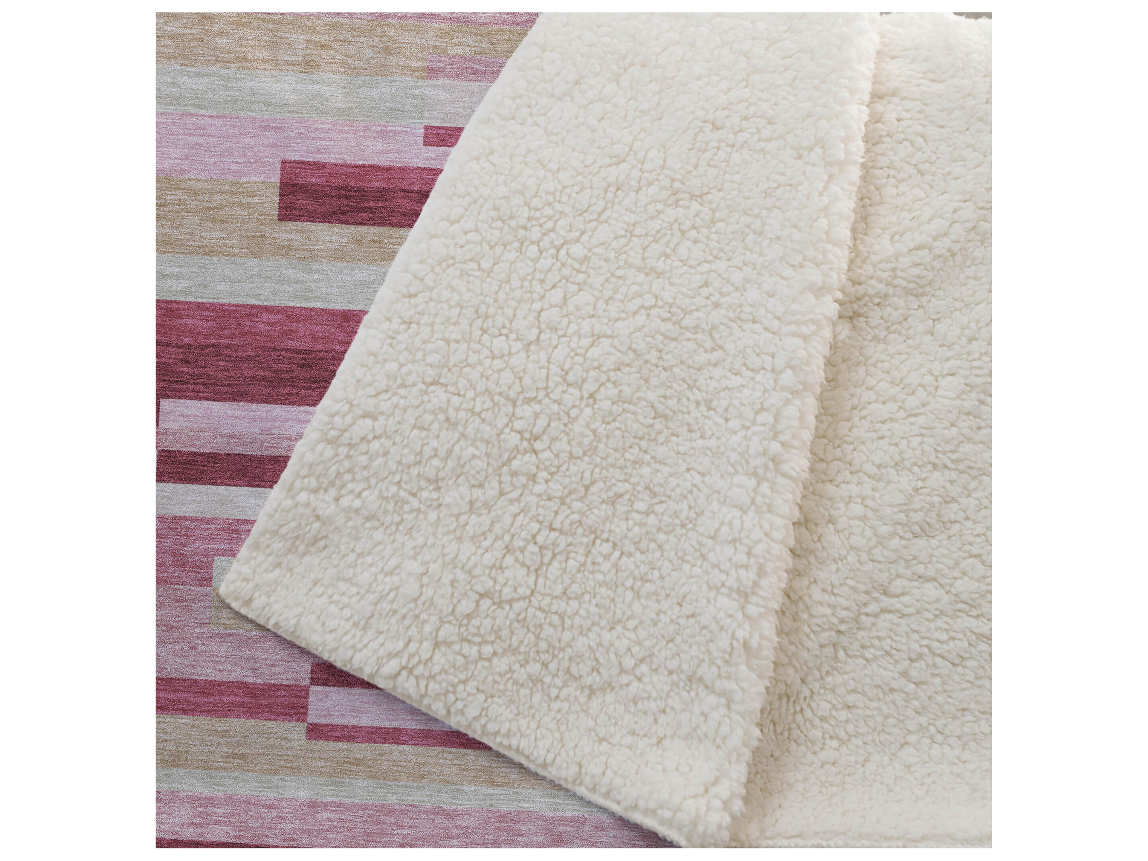 Dalyn Sherpa Pink Polyester Throw
