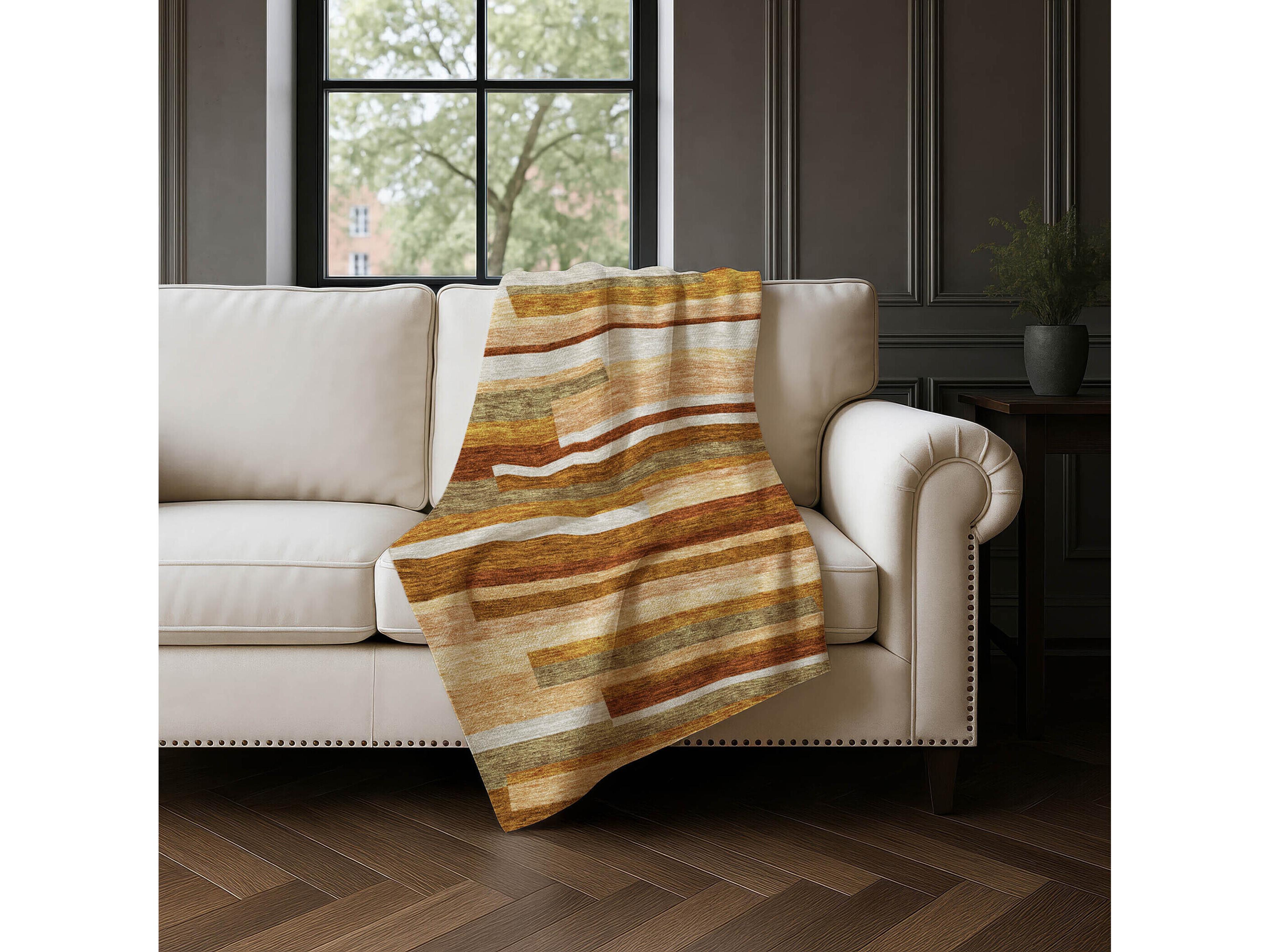 Dalyn Sherpa Orange Polyester Throw