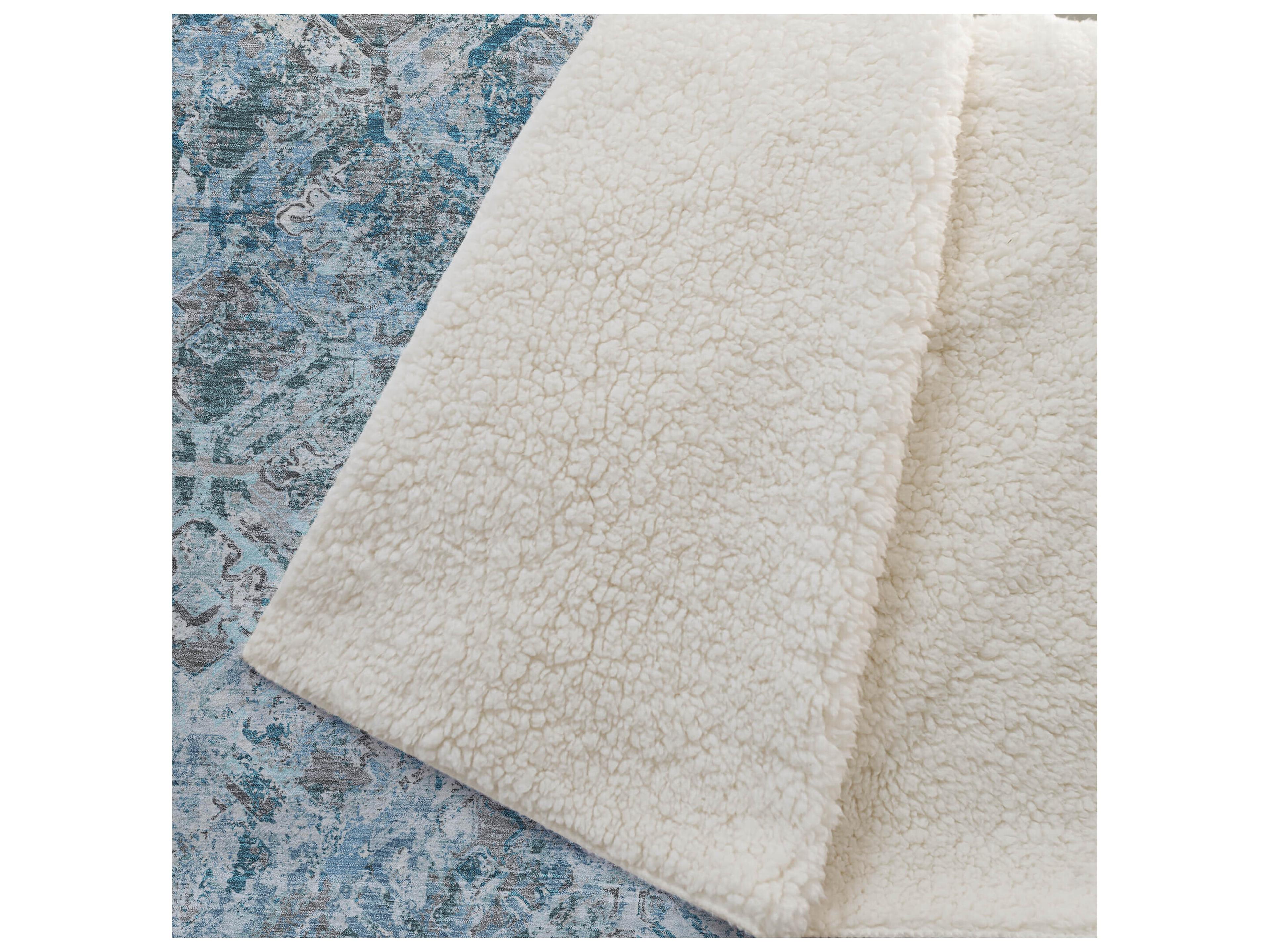 Dalyn Sherpa Teal Polyester Throw